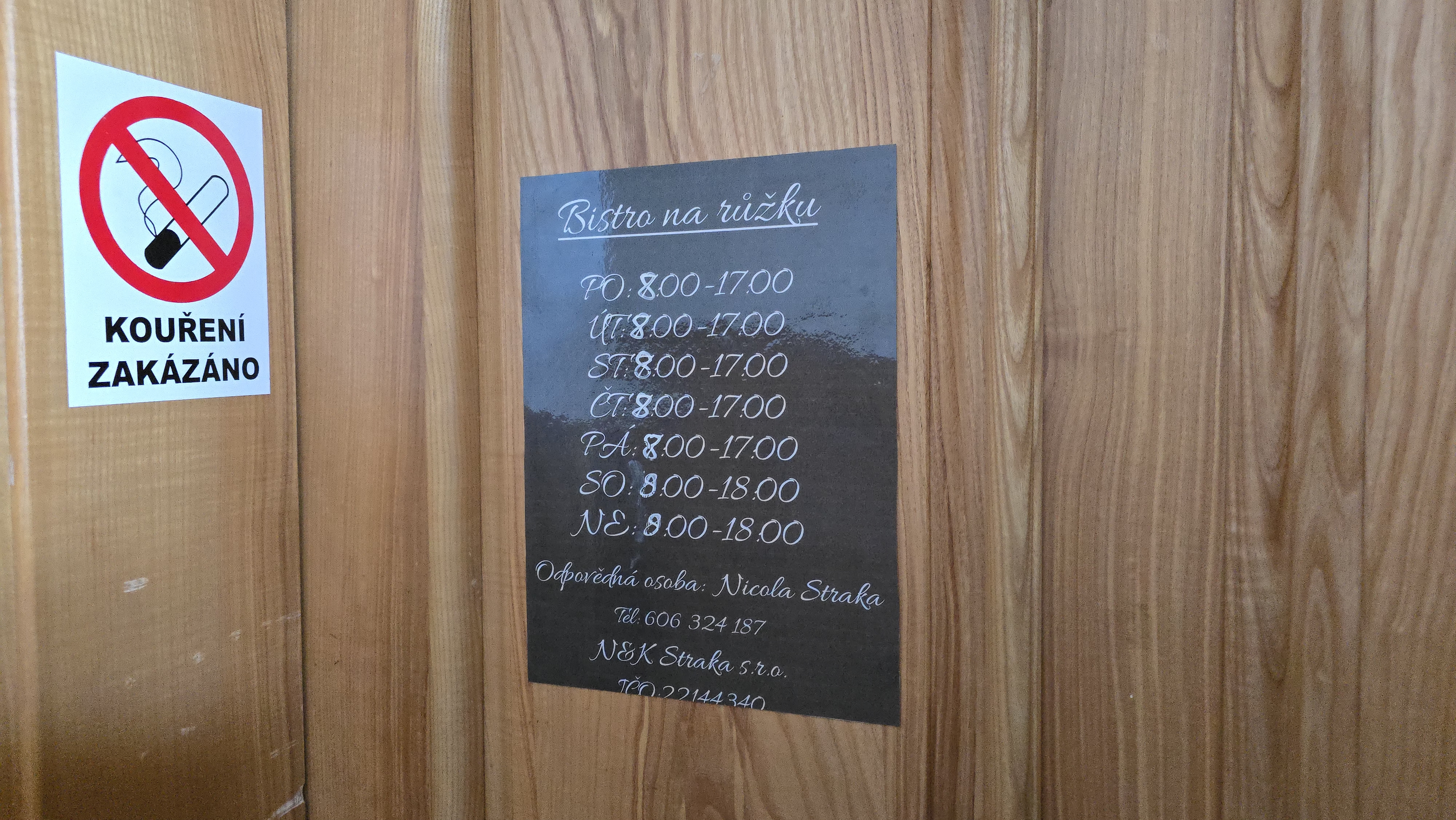 Bistro na růžku foto 4