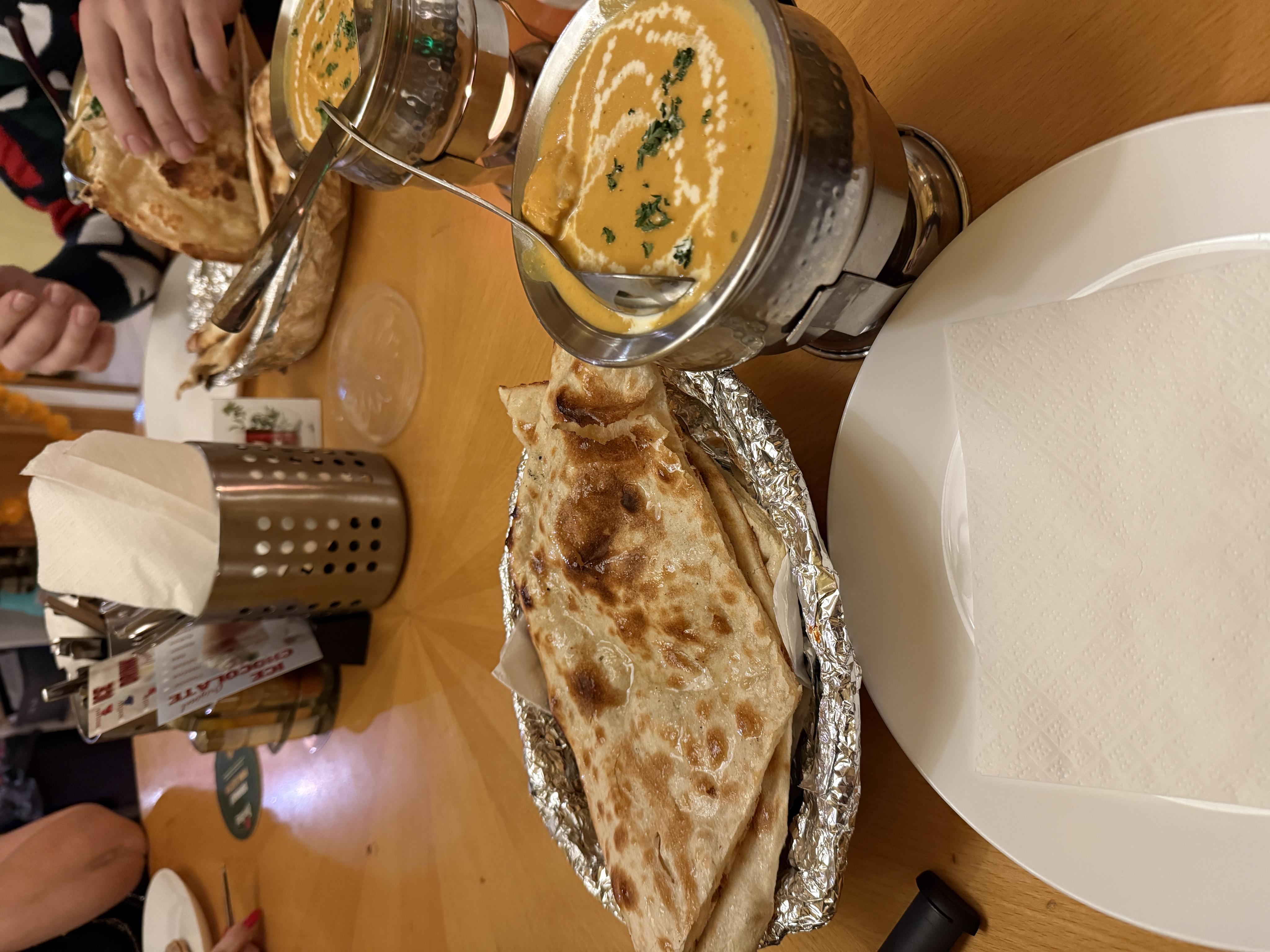 Nepálská a indická restaurace Makalu foto 4