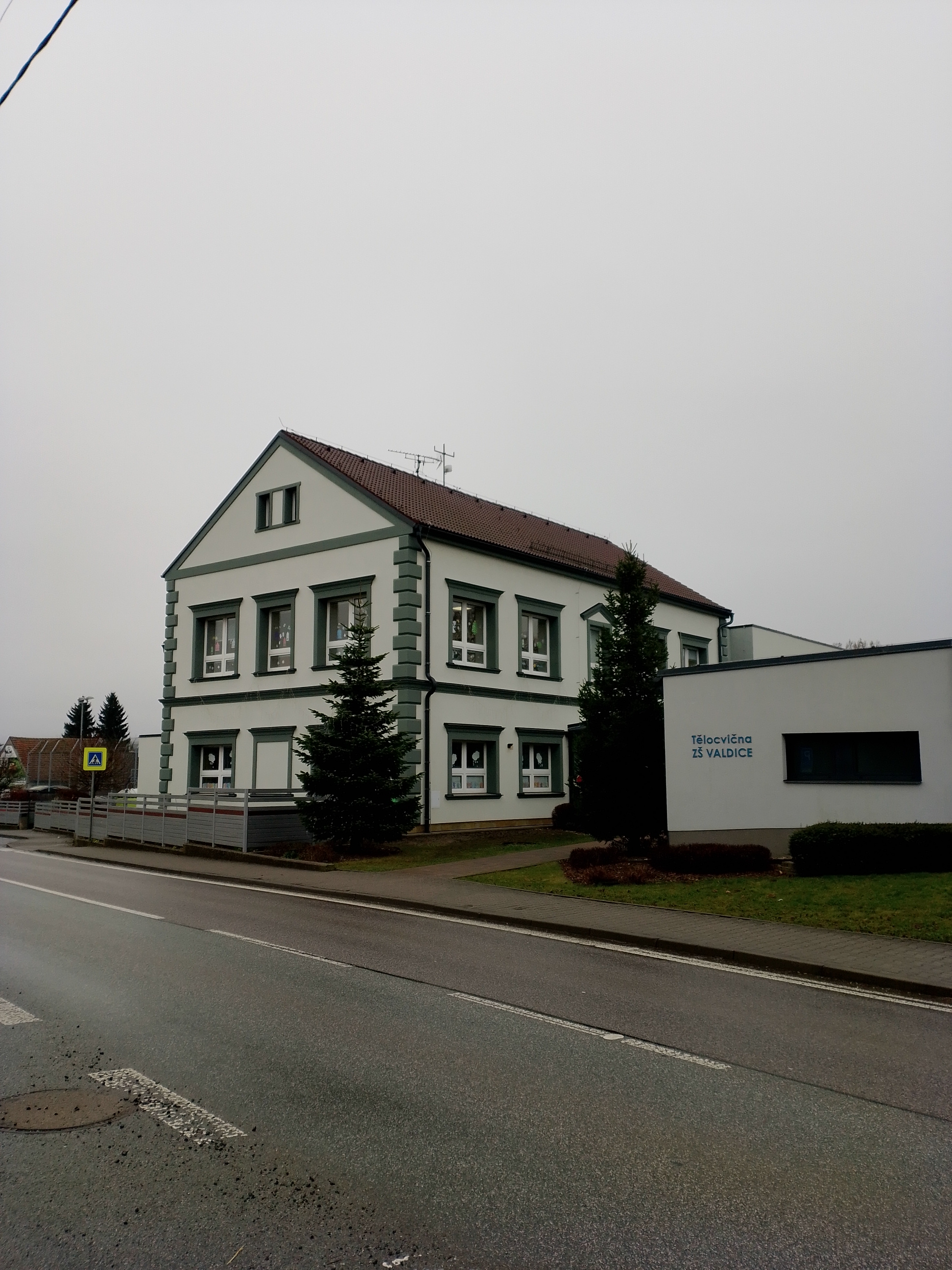 ZŠ Valdice, Jičínská foto 1