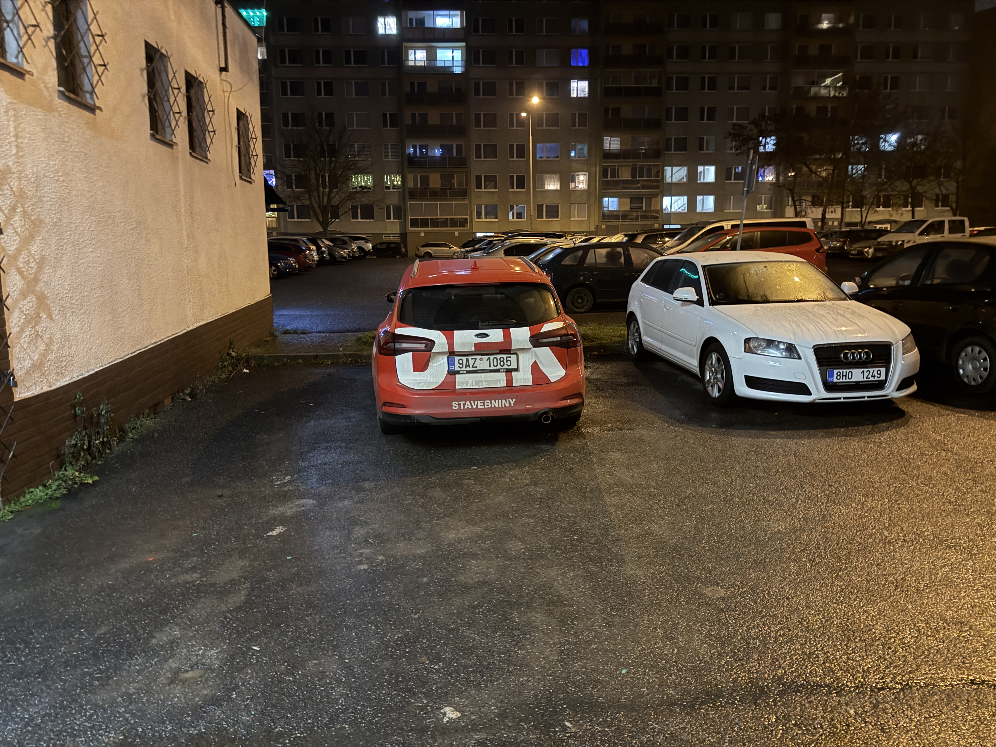 STAVEBNINY DEK foto 1