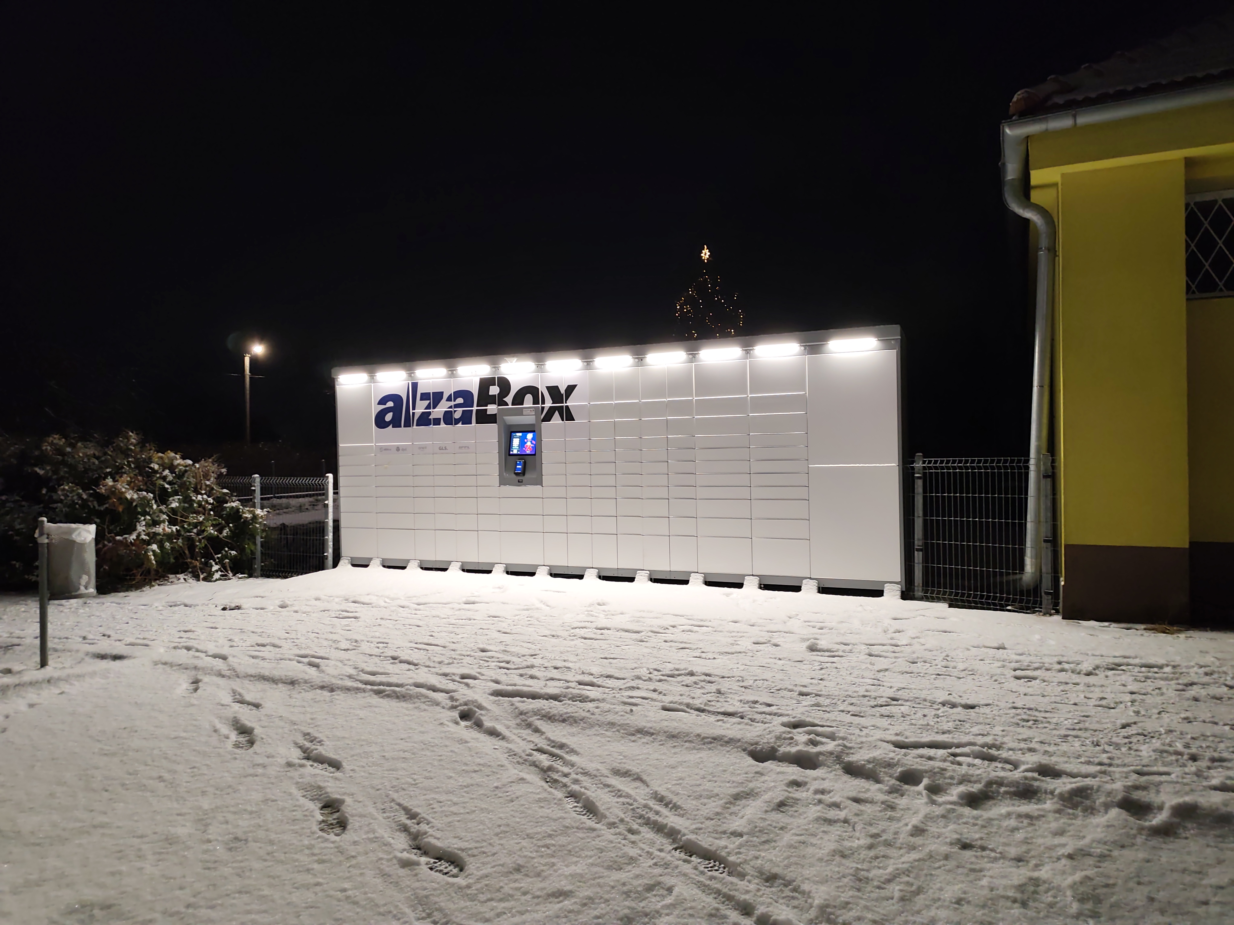 AlzaBox foto 2