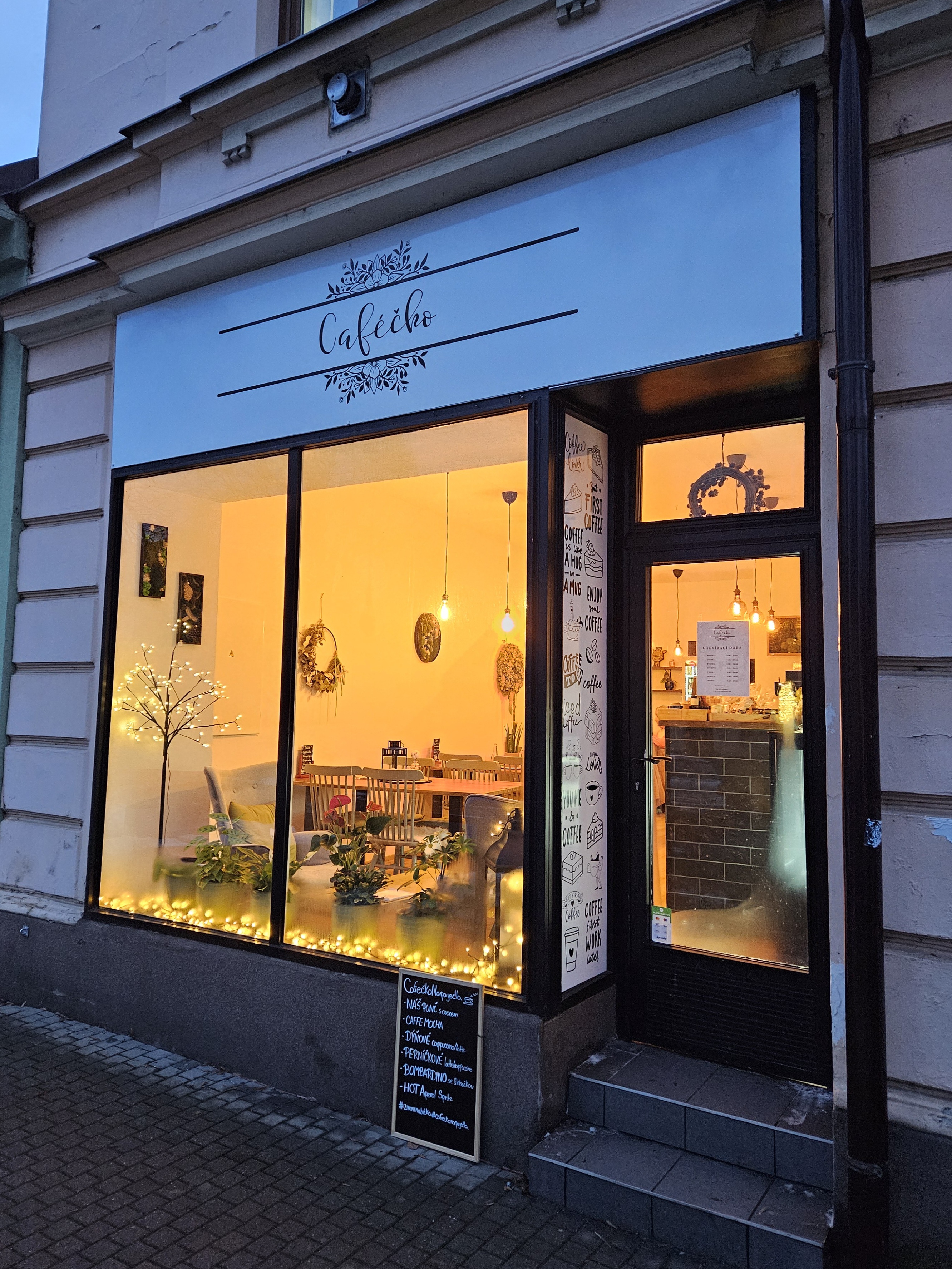 Caféčko Napajedla foto 2