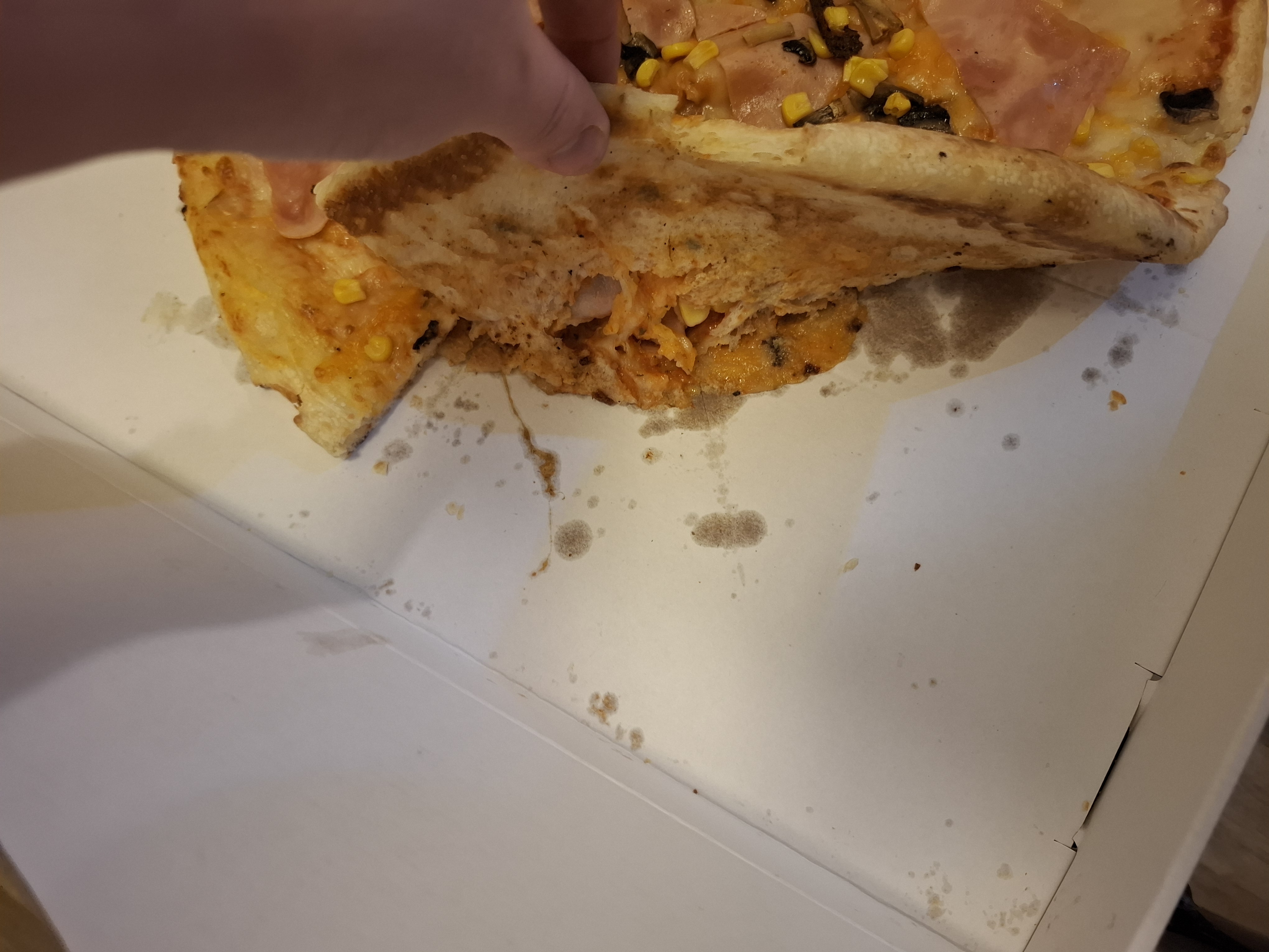 Pizza Raketou foto 3