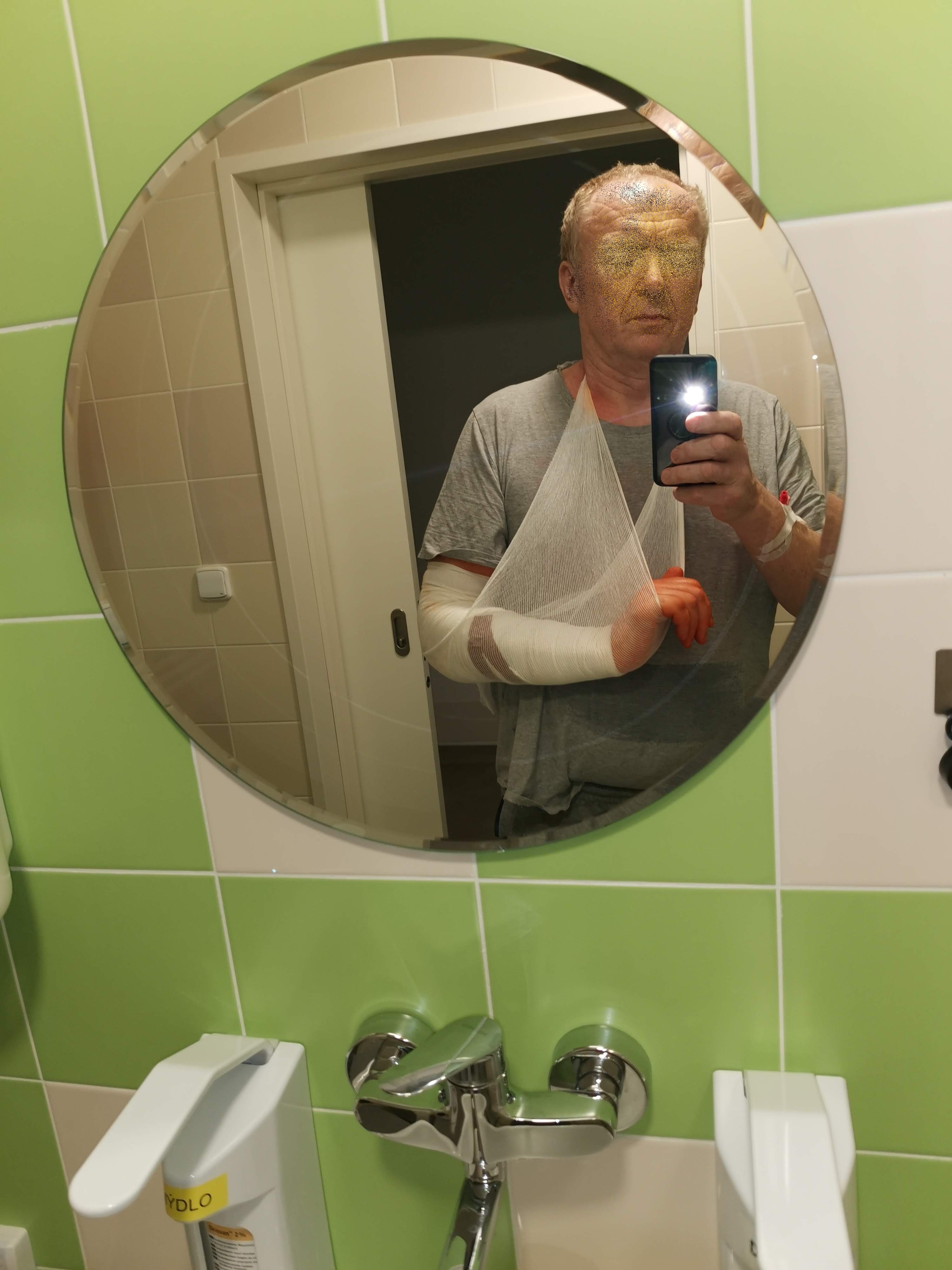 Ústav chirurgie ruky a plastické chirurgie foto 4