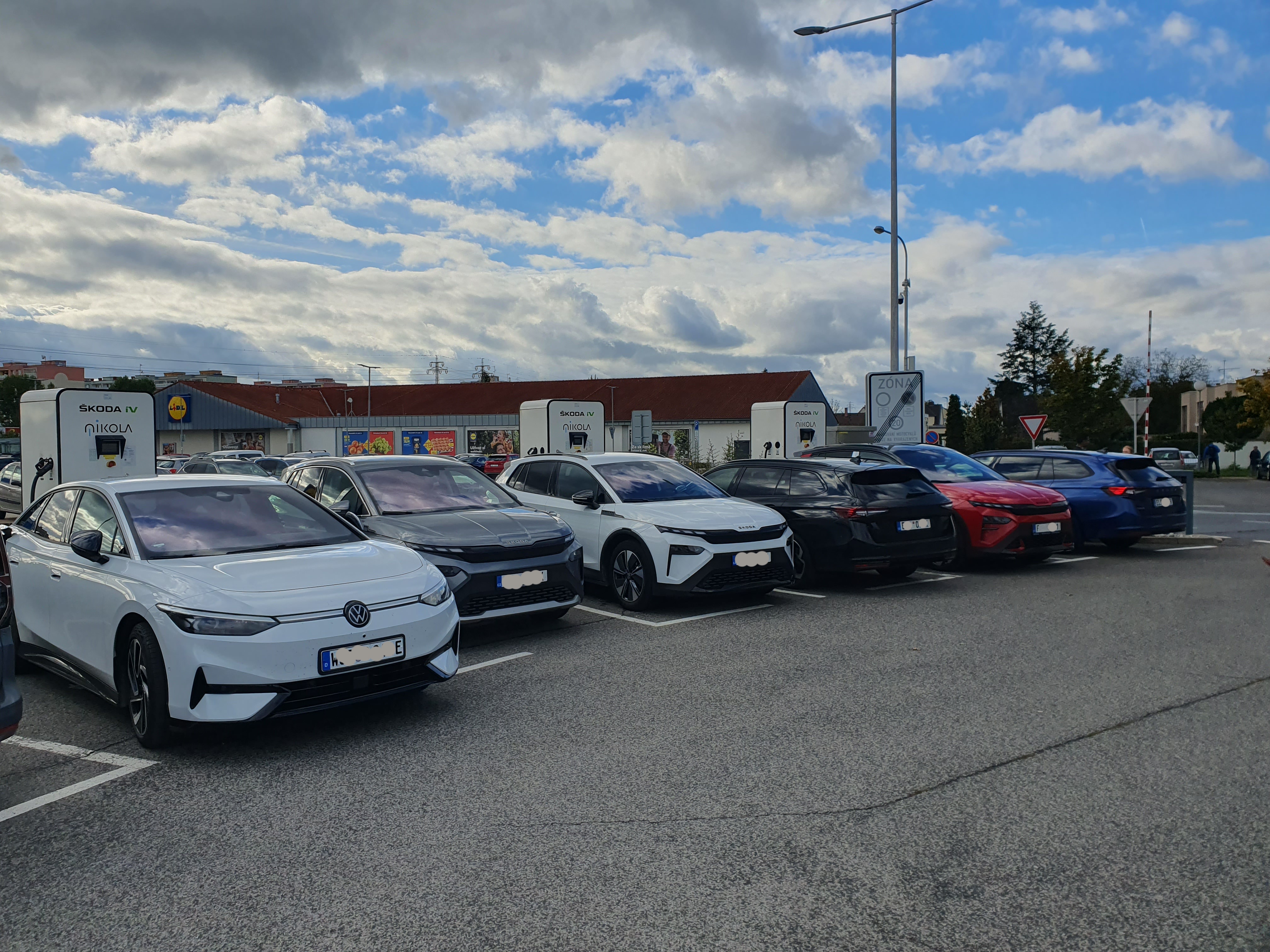 ŠKO-ENERGO - nabíjecí stanice foto 4