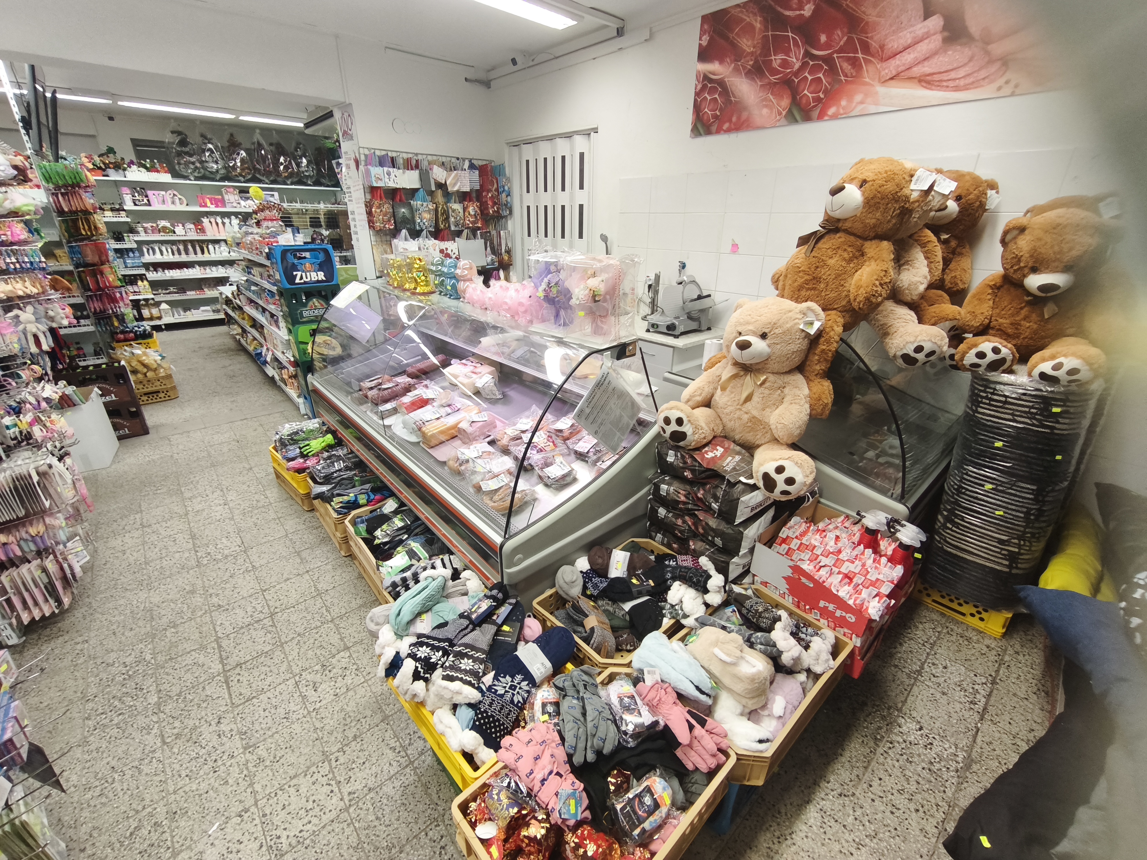 Supermarket Katka foto 4