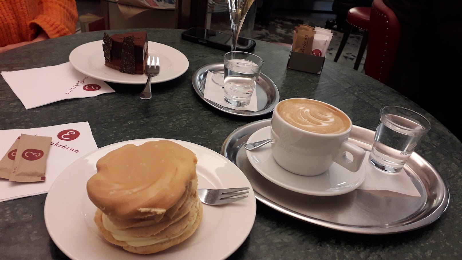 Erhartova cukrárna foto 6