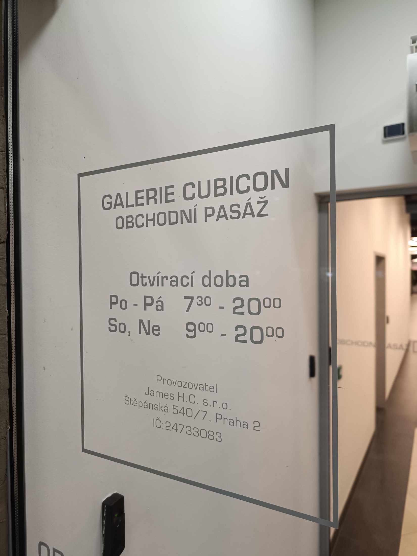 Hamilton & Co Reality foto 3