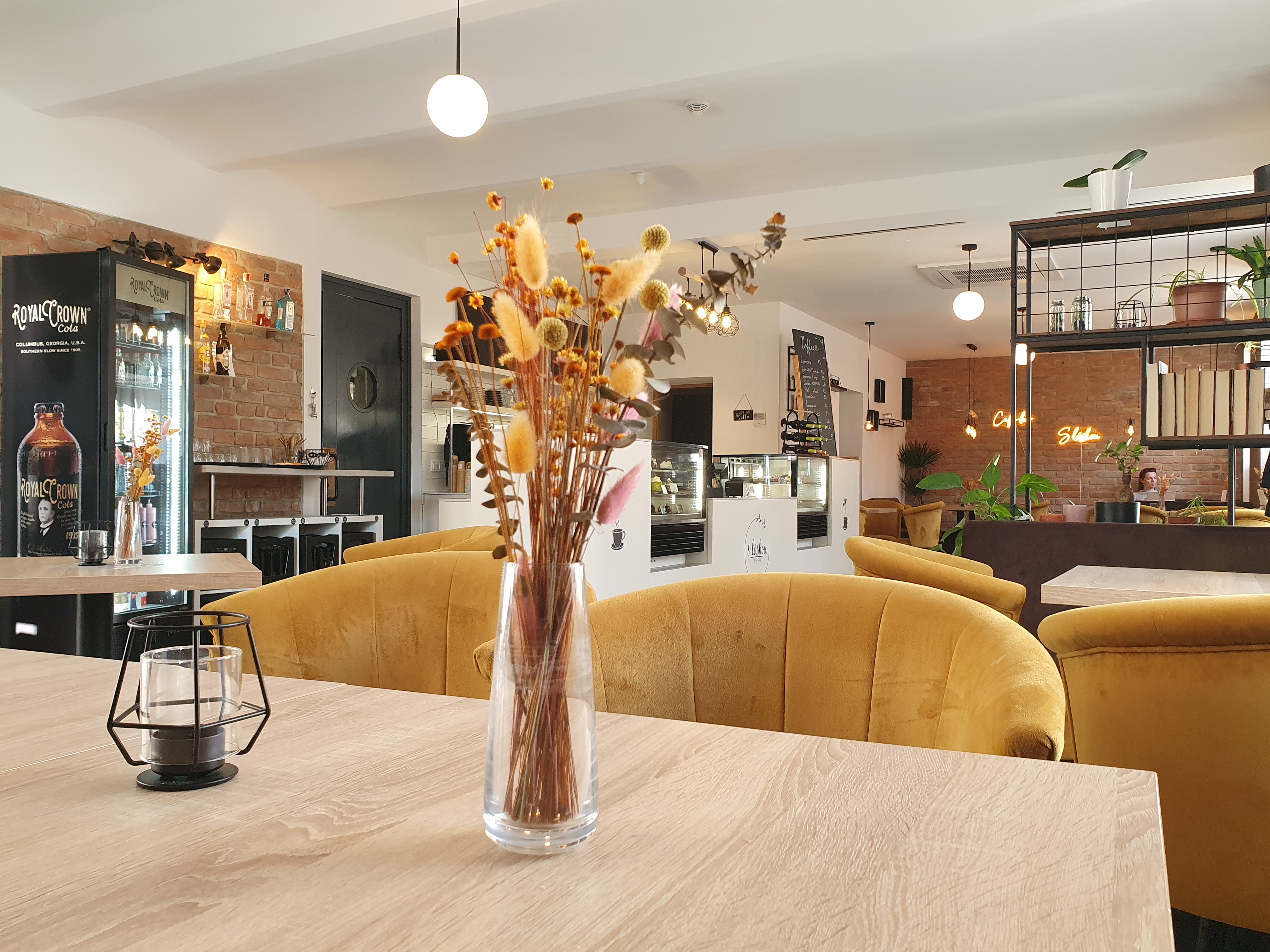 S láskou CAFÉ - BAR foto 5