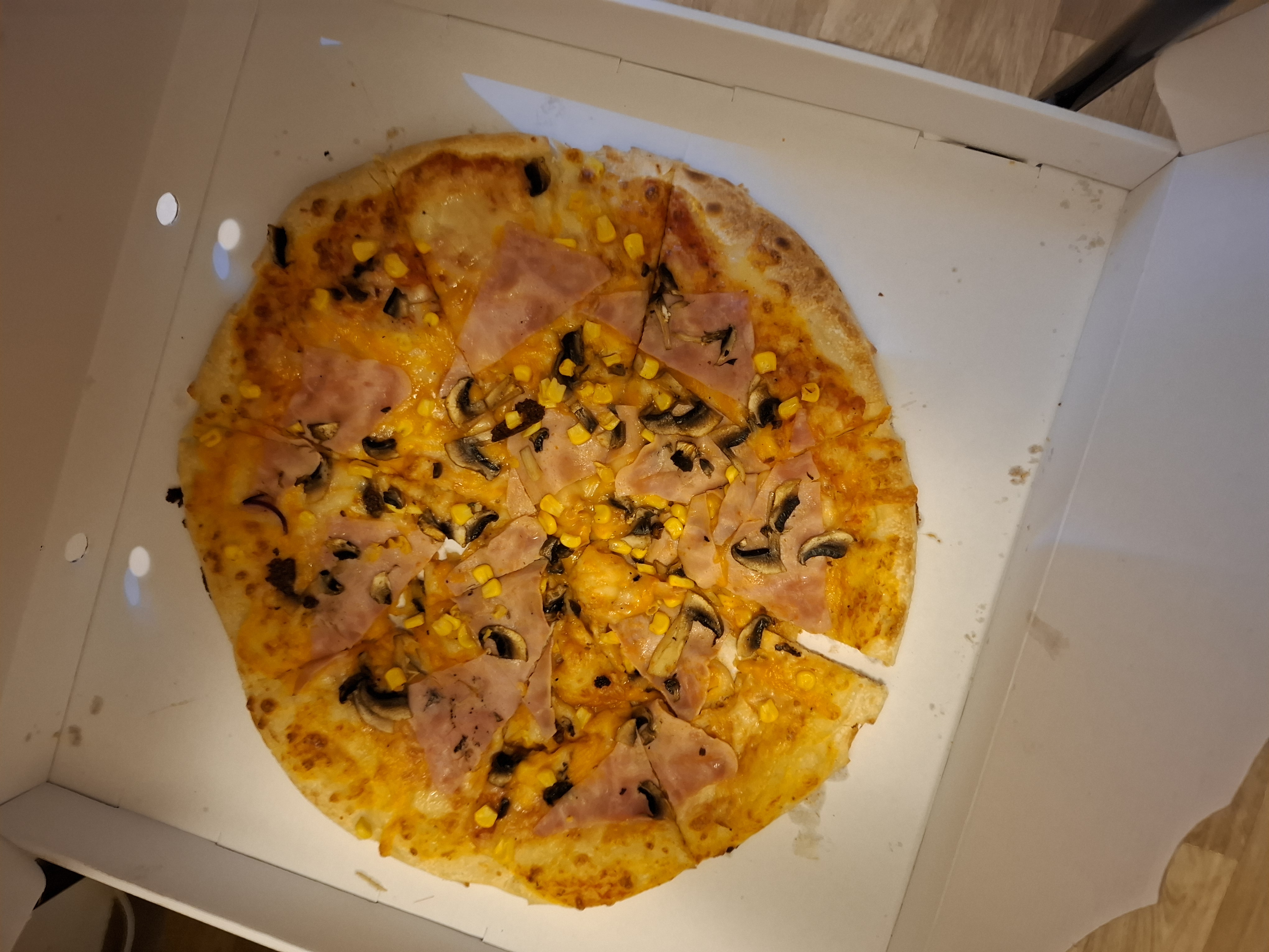 Pizza Raketou foto 4