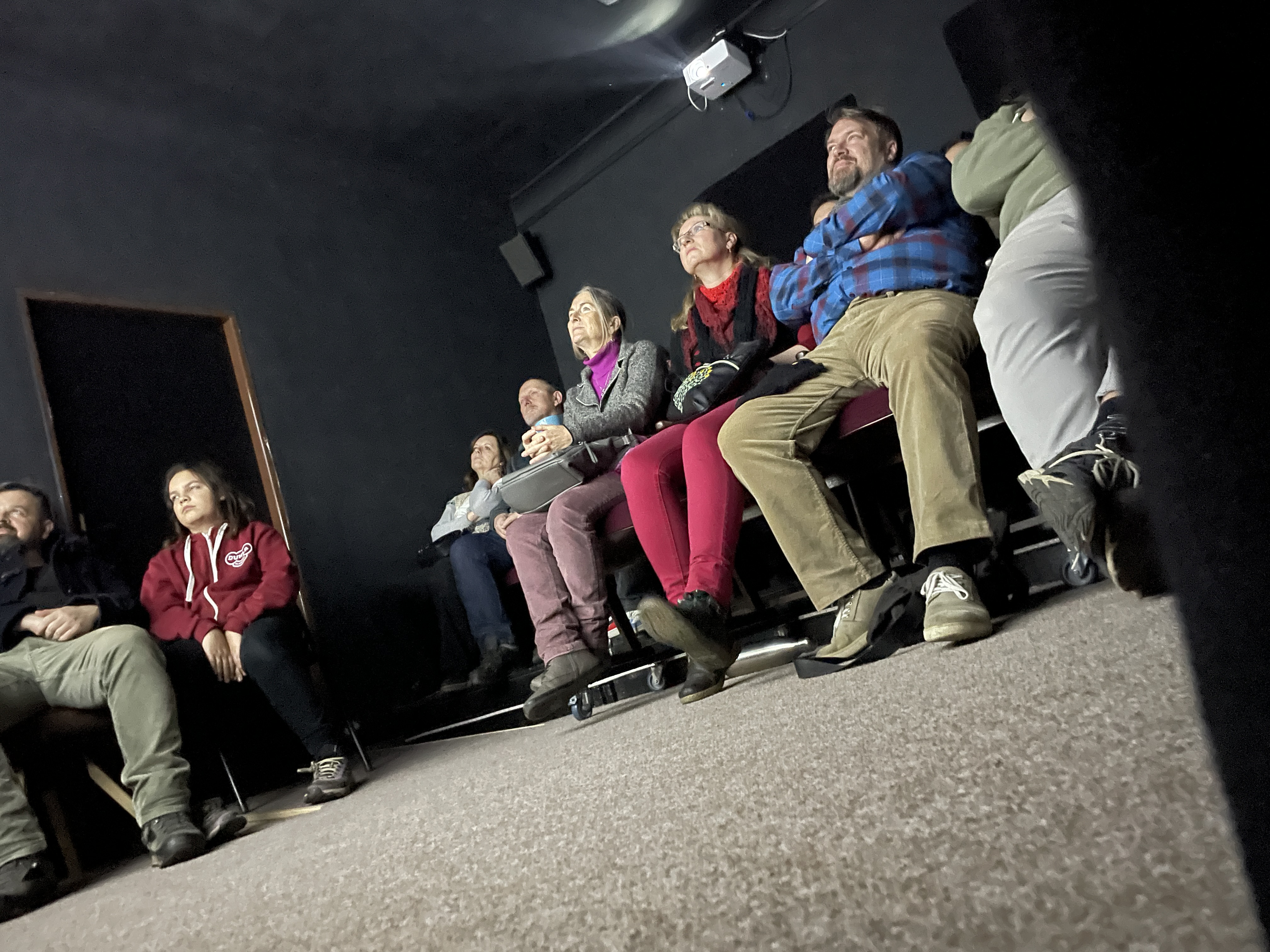 Čekárna – minikino & klubovna foto 3