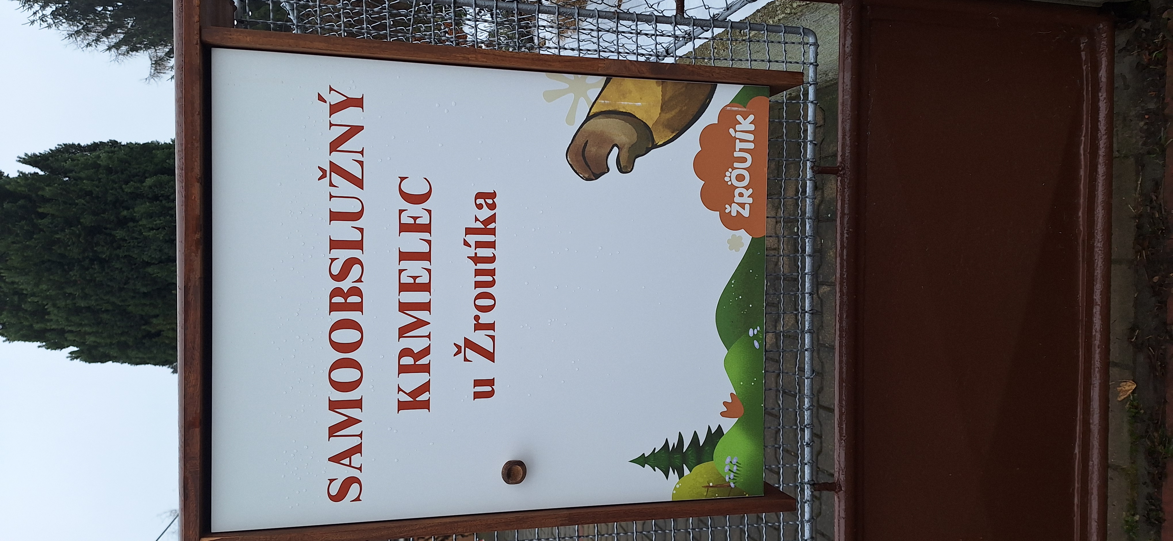 Samoobslužný krmelec u Žroutíka foto 6