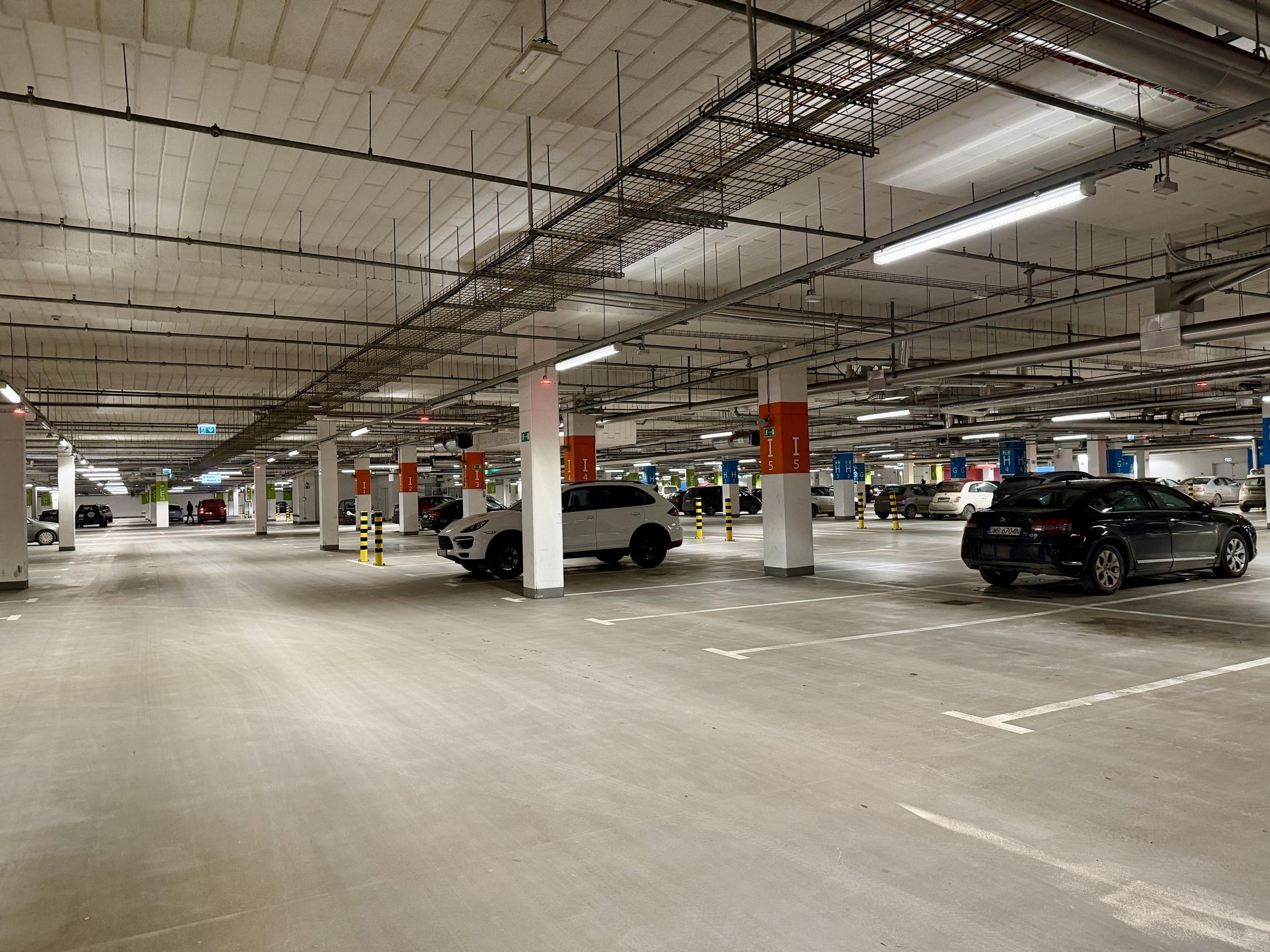 uwidacznianie cennika parkingu