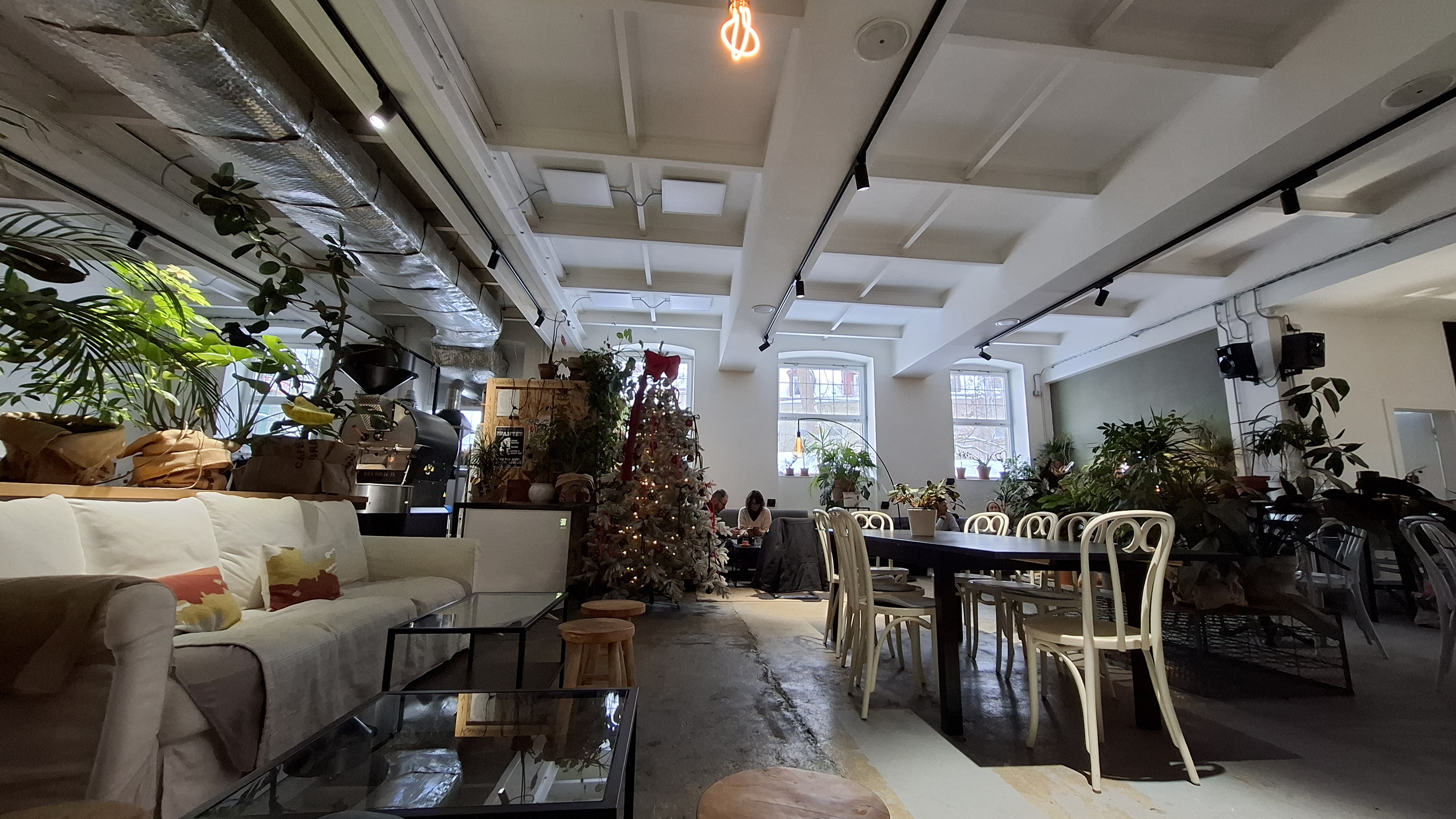 Raposa Coffee Roastery foto 2