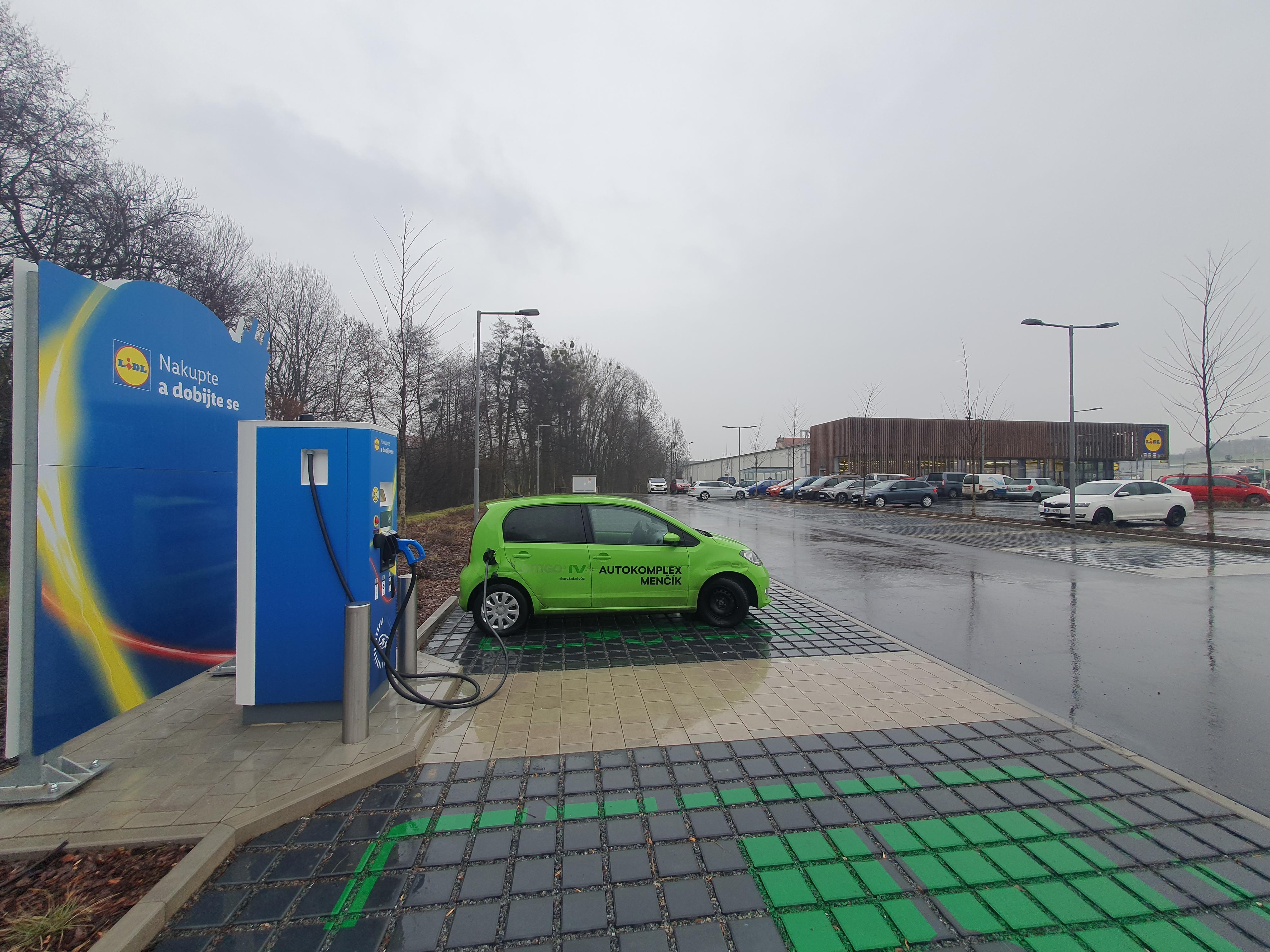 Nabíjecí stanice Lidl foto 2
