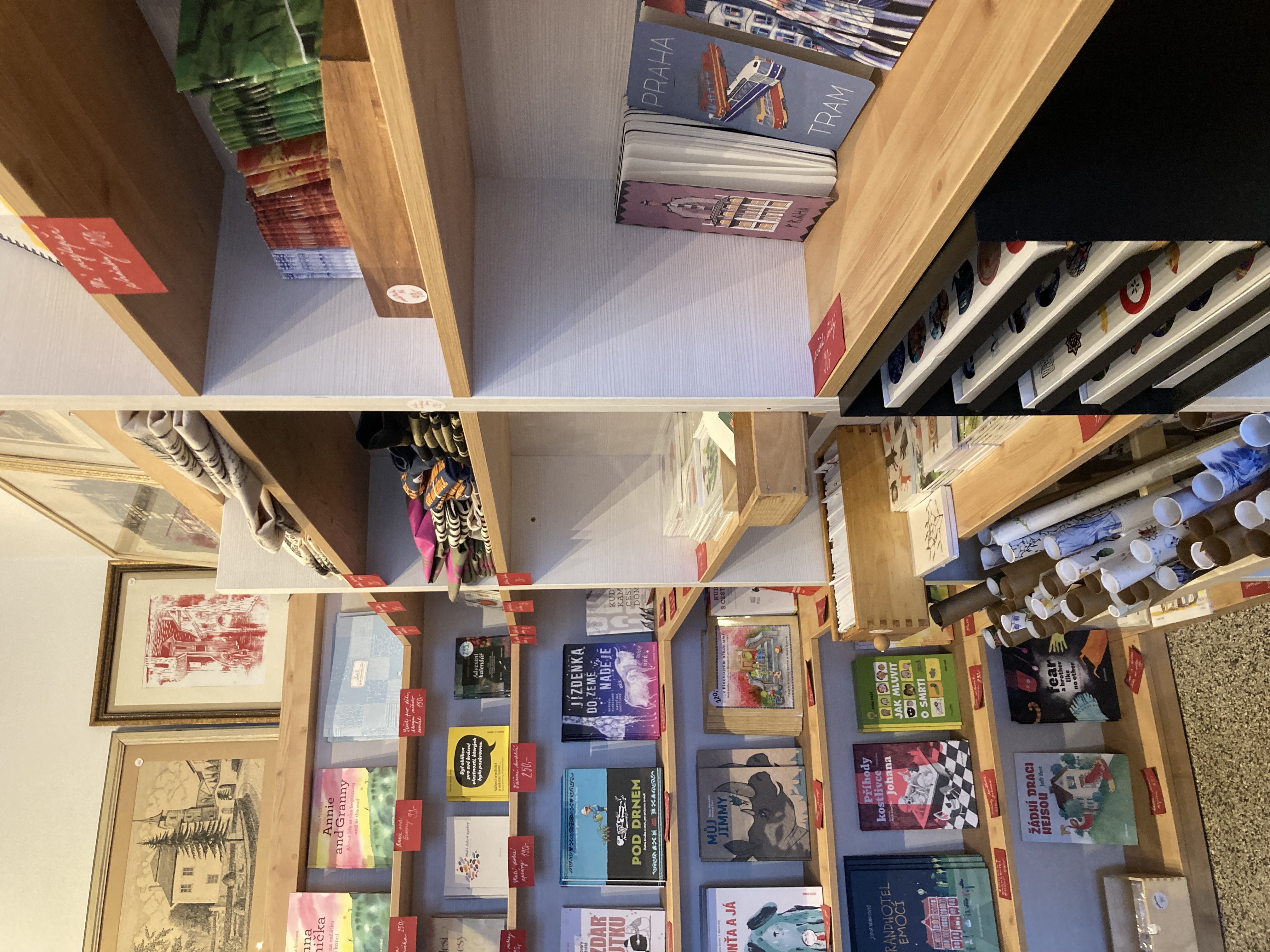 Dobročinný obchod Cesta domů foto 6