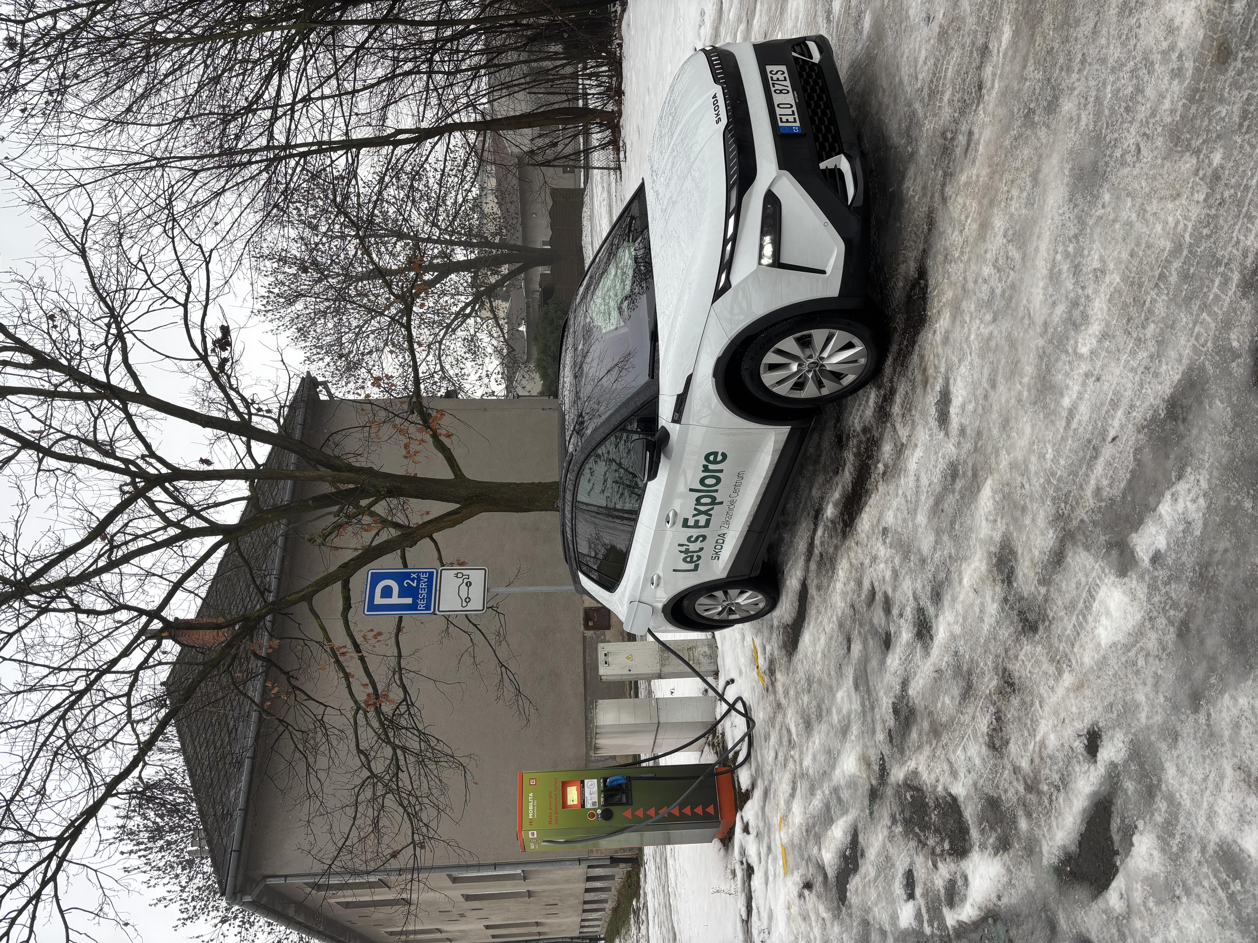 Nabíjecí stanice ČEZ foto 3
