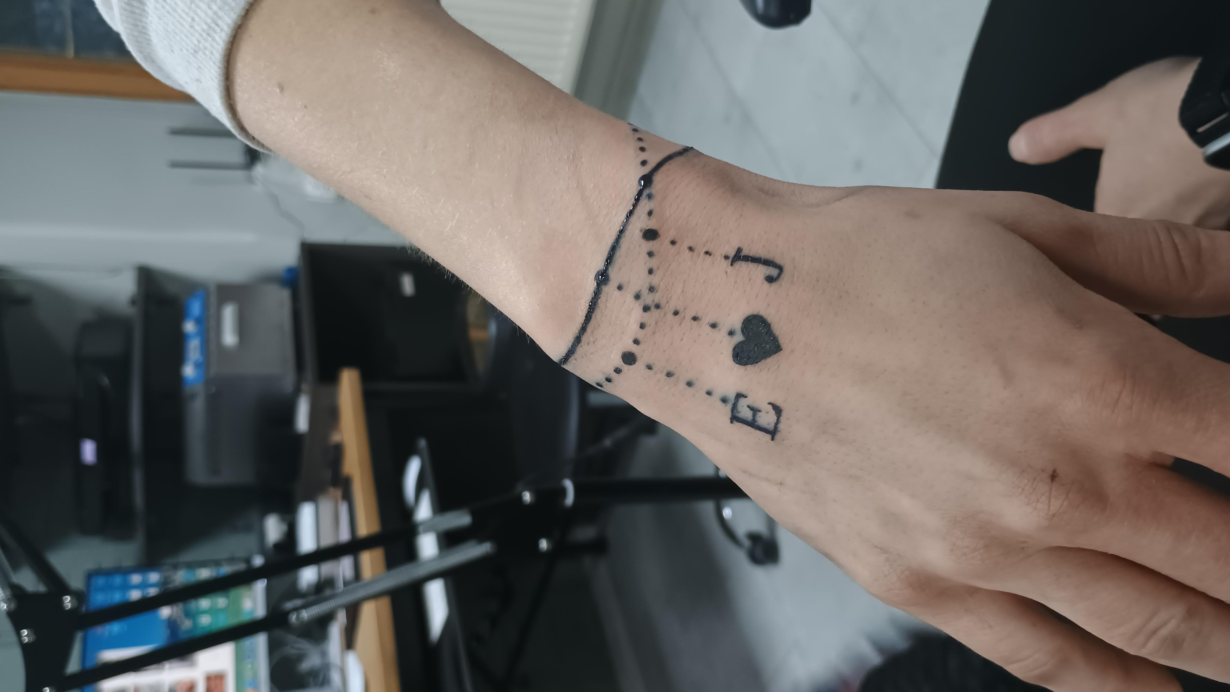 Ink Line Tattoo studio - Tomáš Zítek foto 4