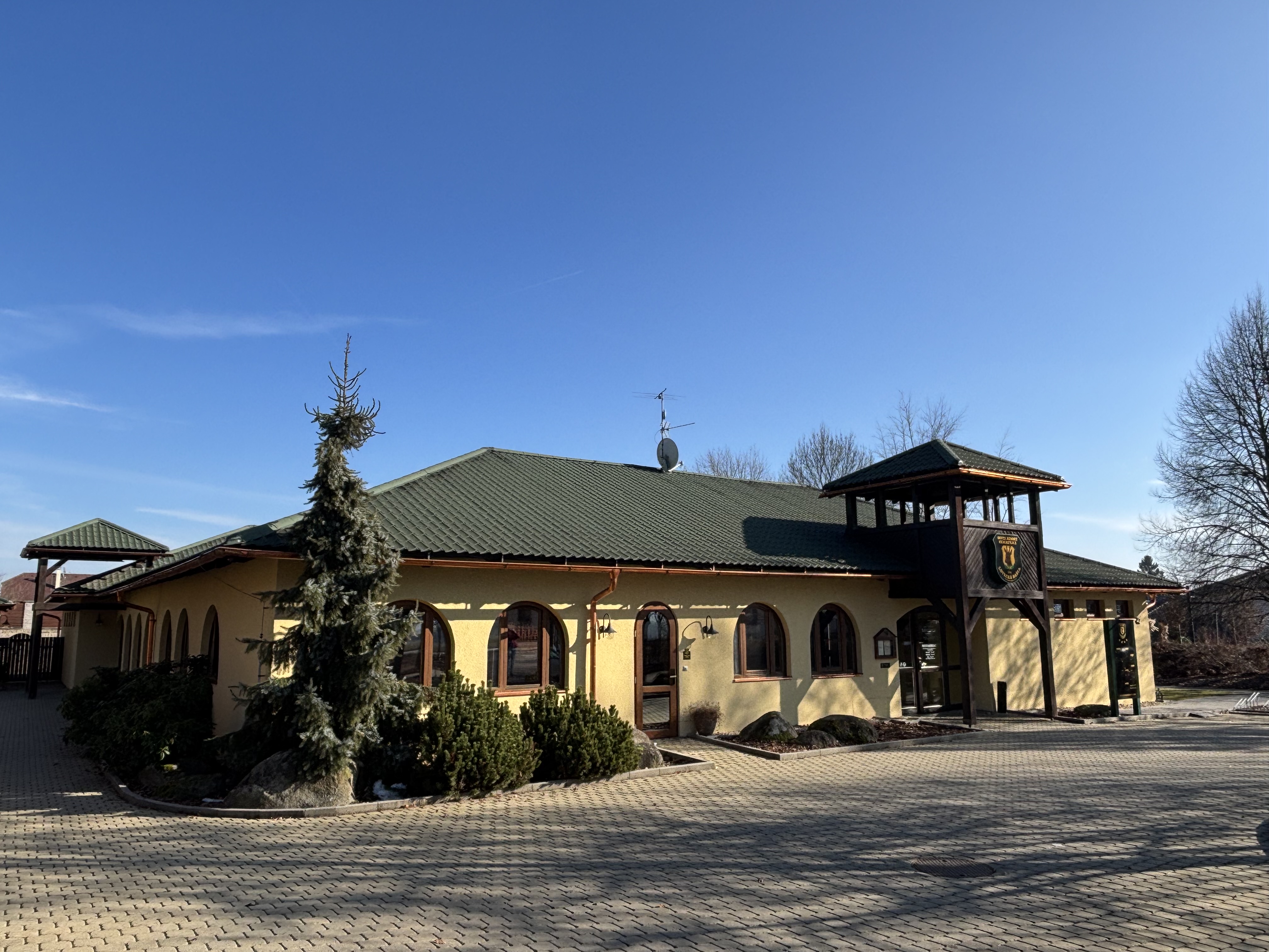 Restaurace Lovecká bašta foto 2