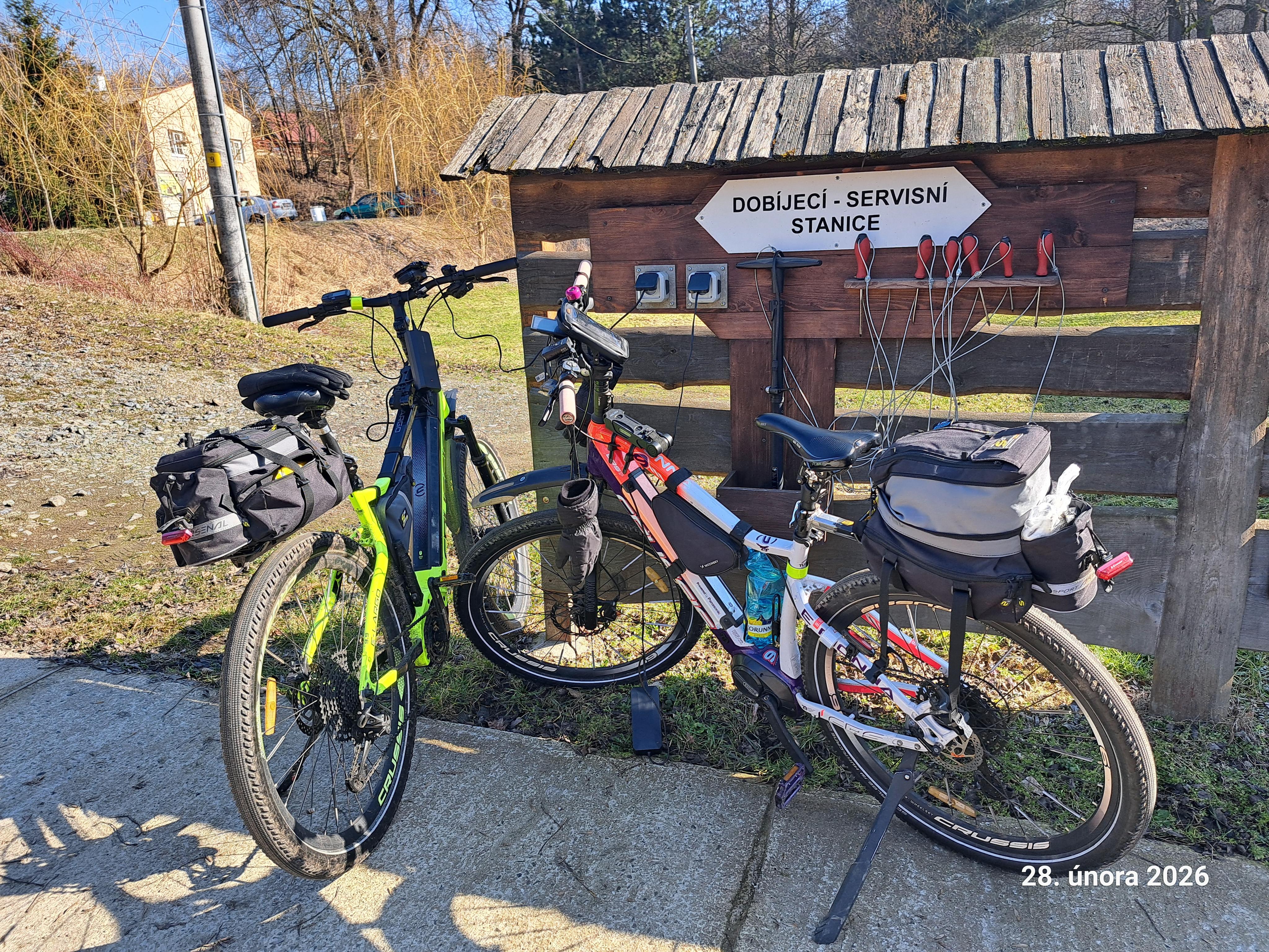 Nabíjecí stanice pro elektrokola foto 3