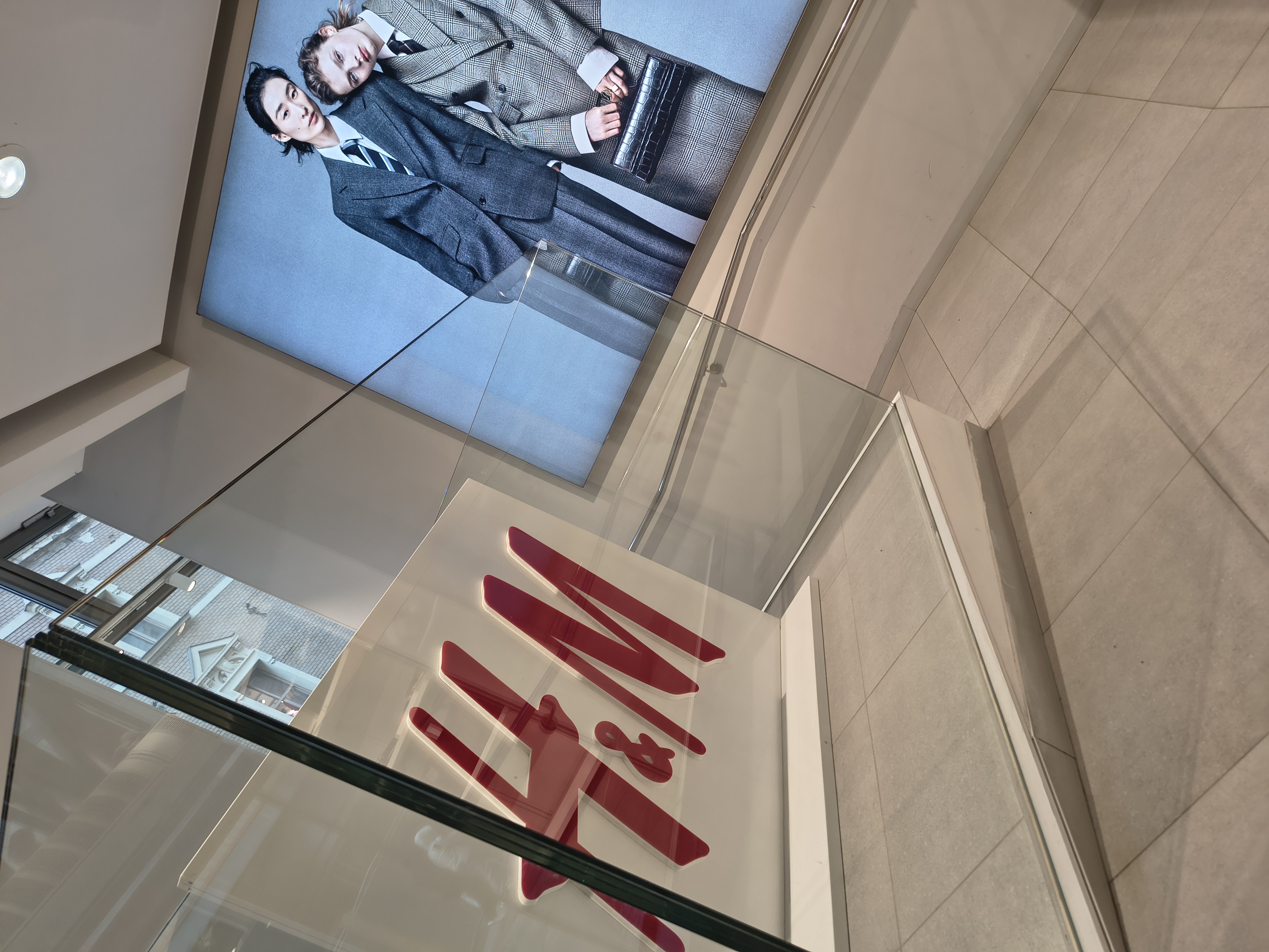 H & M foto 3