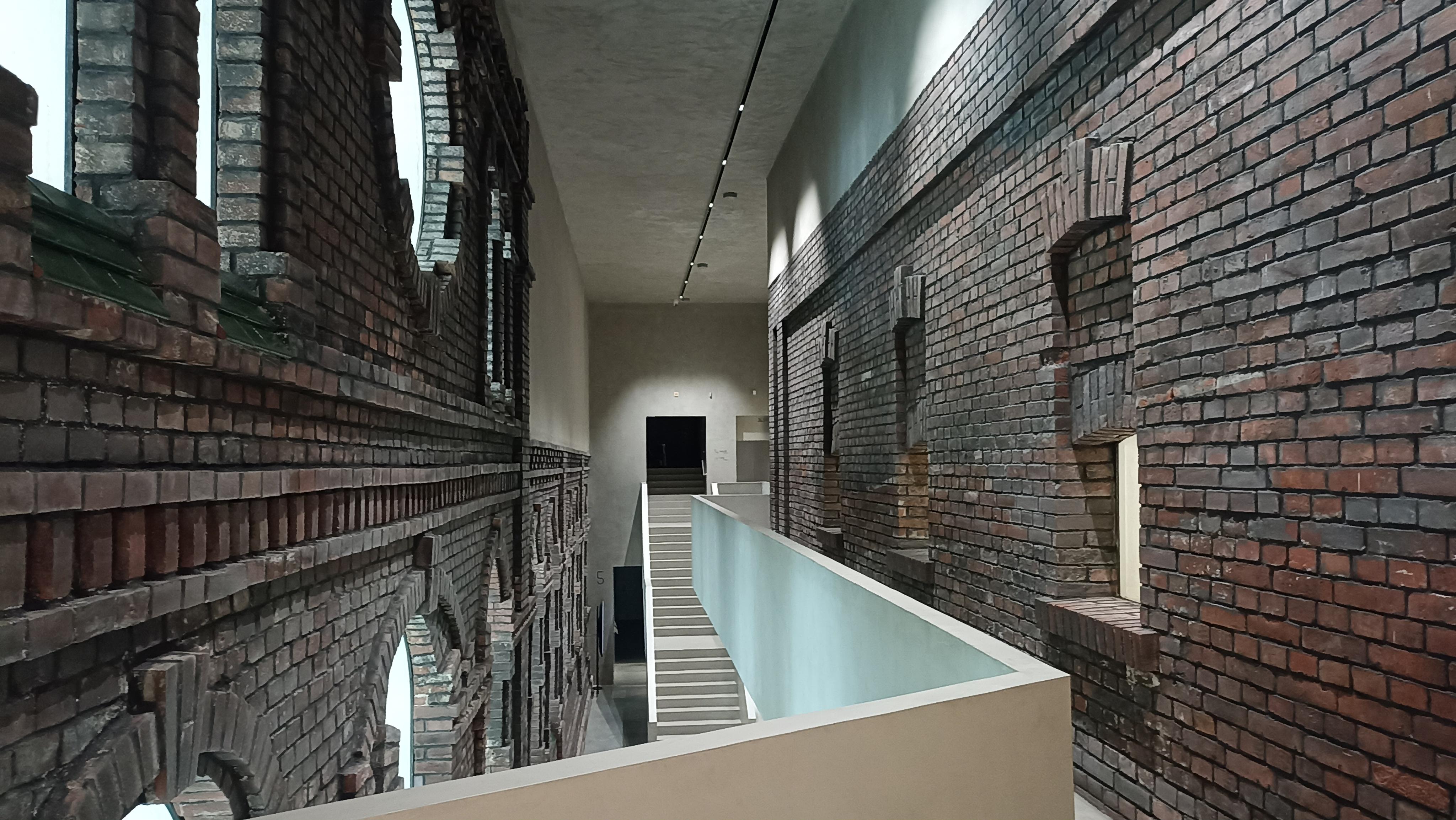 PLATO, městská galerie současného umění foto 5