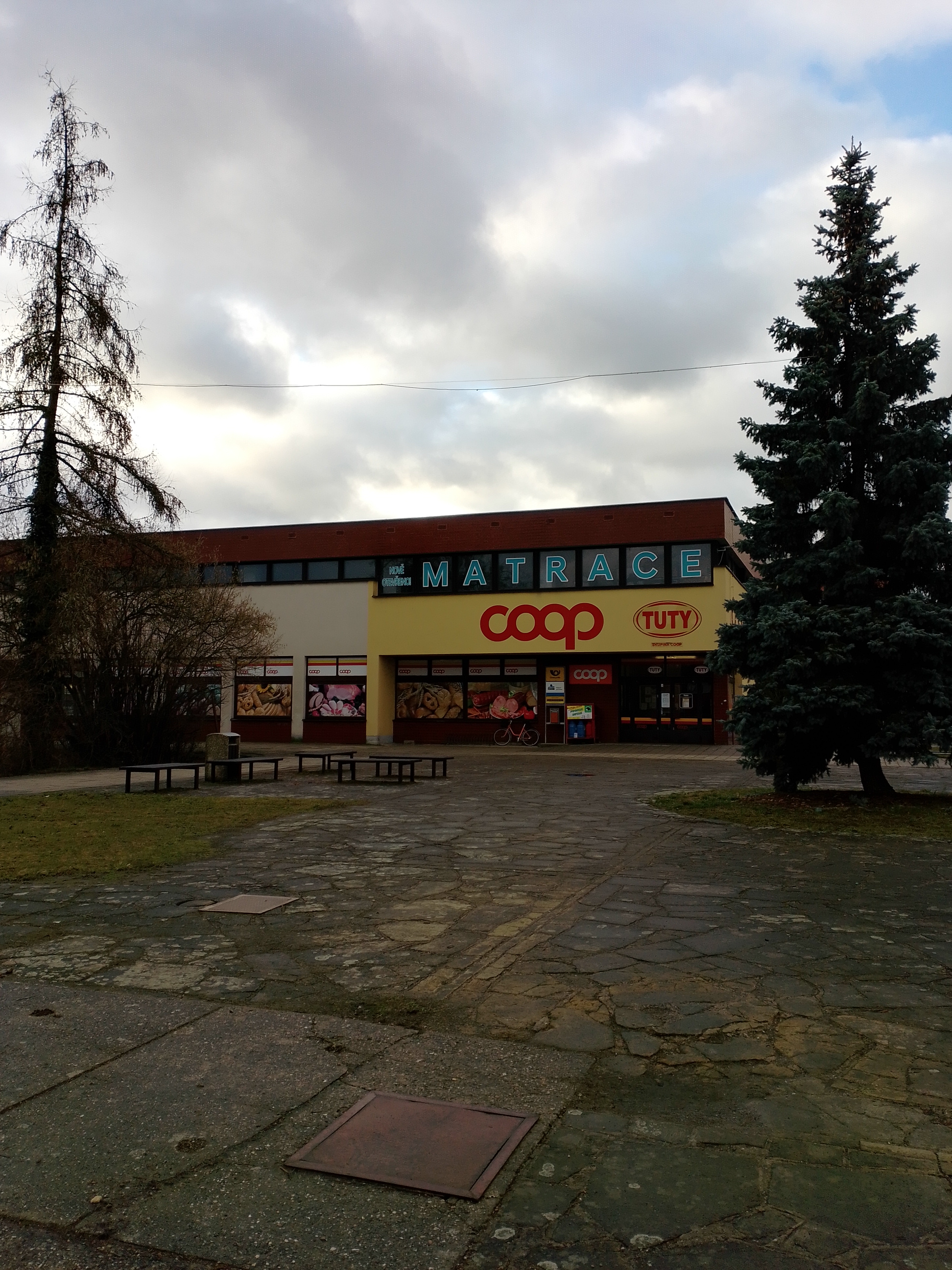 Jednota, spotřební družstvo Nová Paka - COOP foto 3