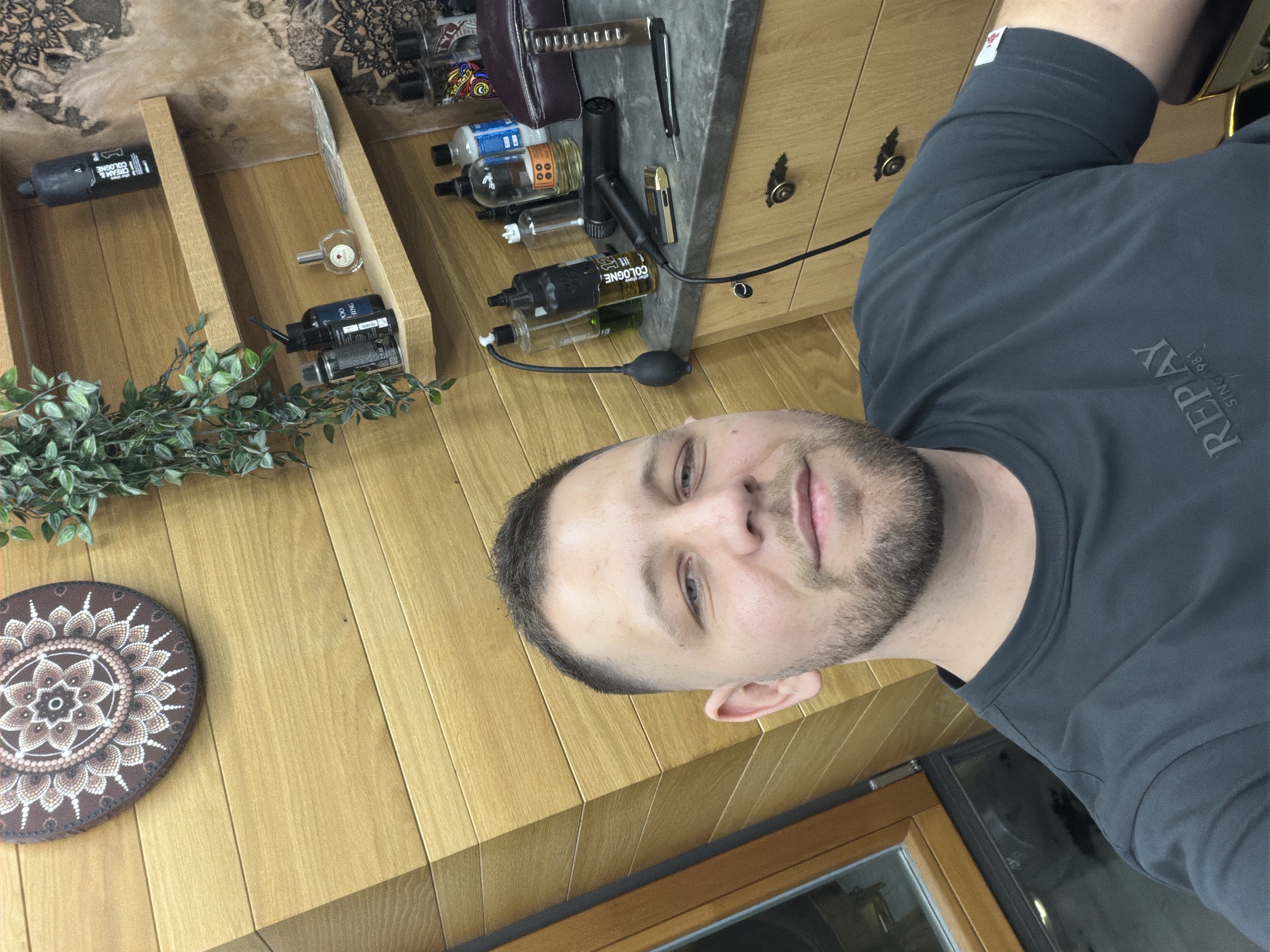 Ranny cuts barbershop foto 5