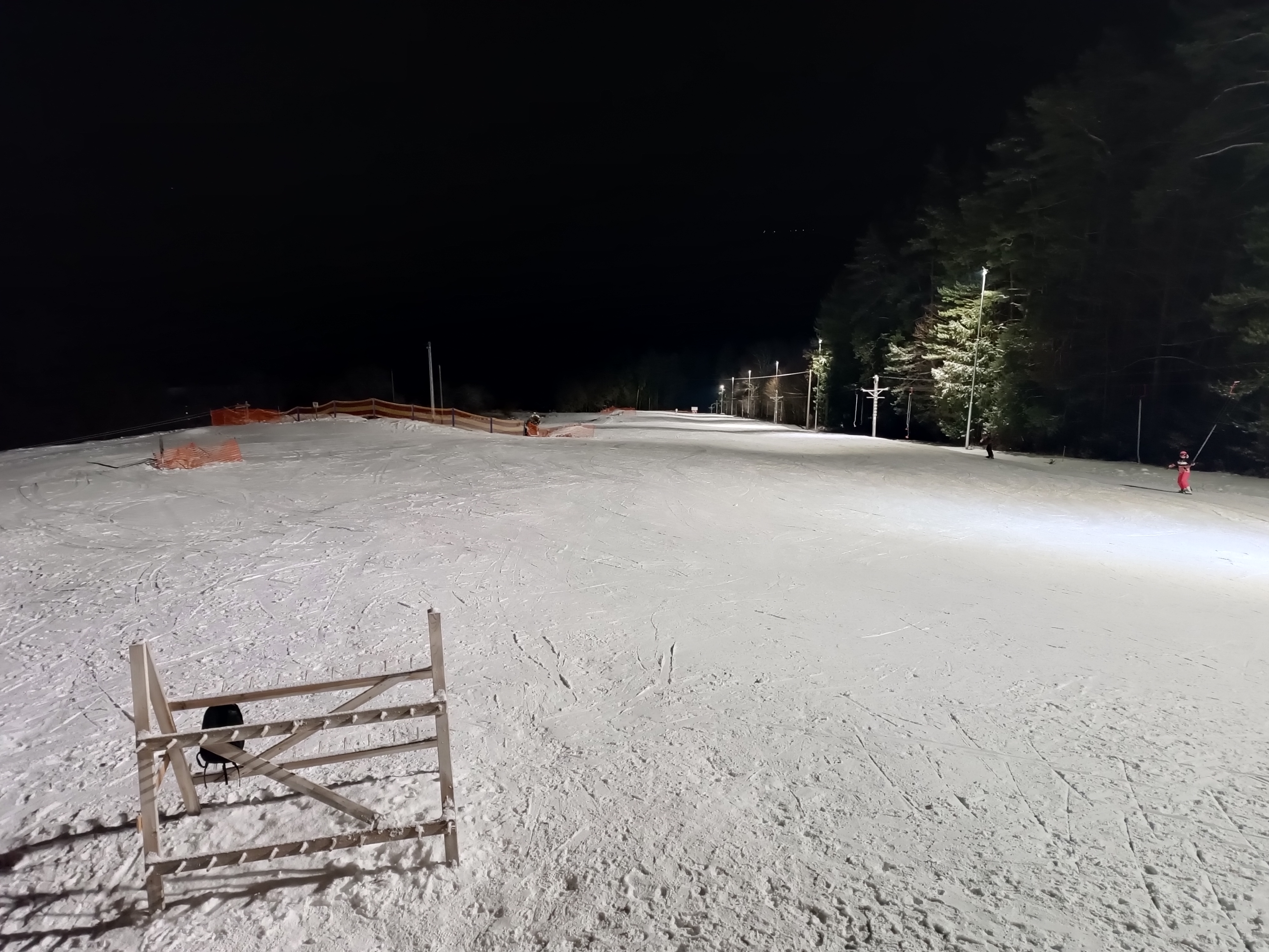 Lyžařský areál Újezd u Valašských Klobouk foto 3