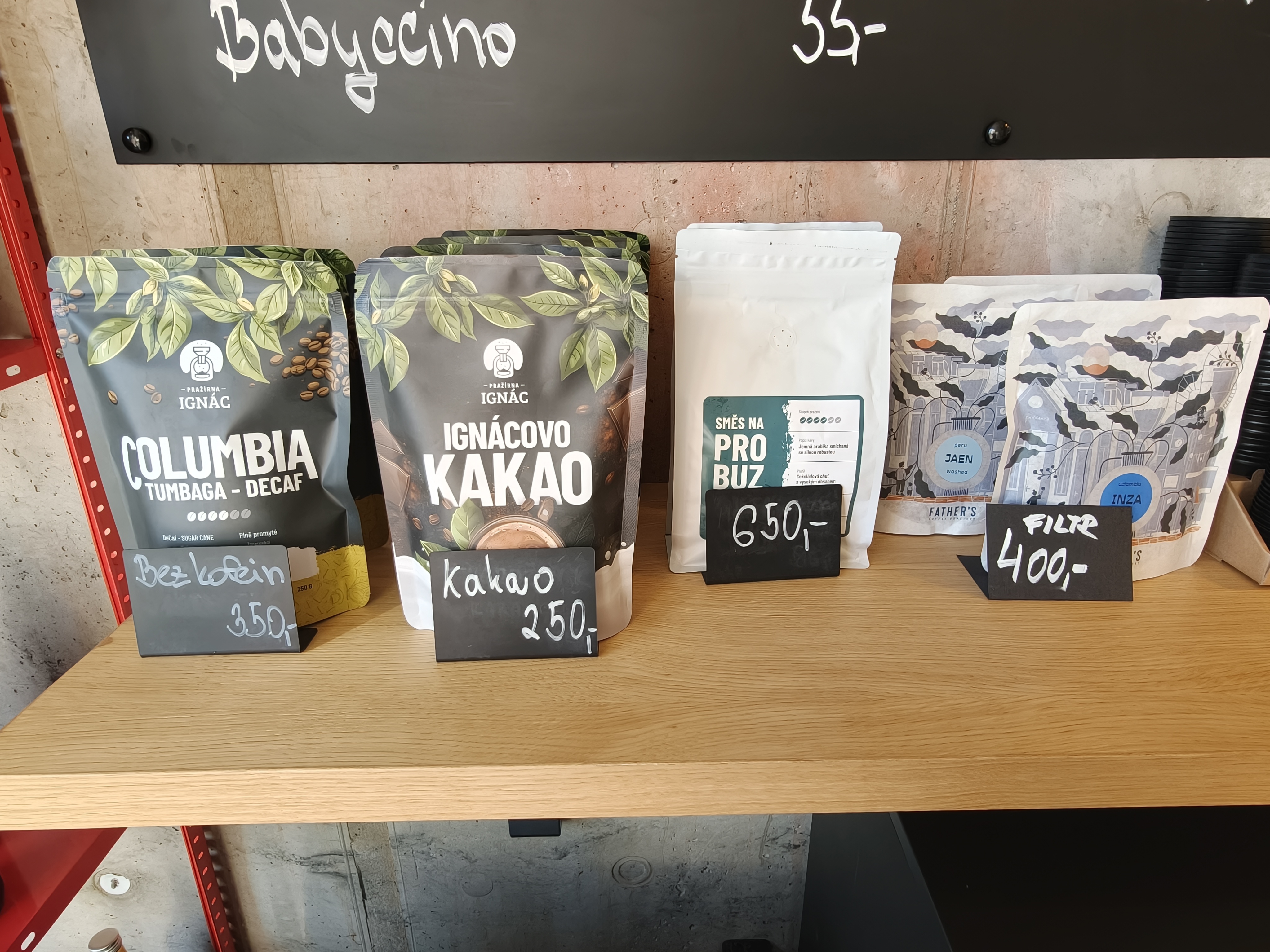 Kavárna Dvě Páky foto 5