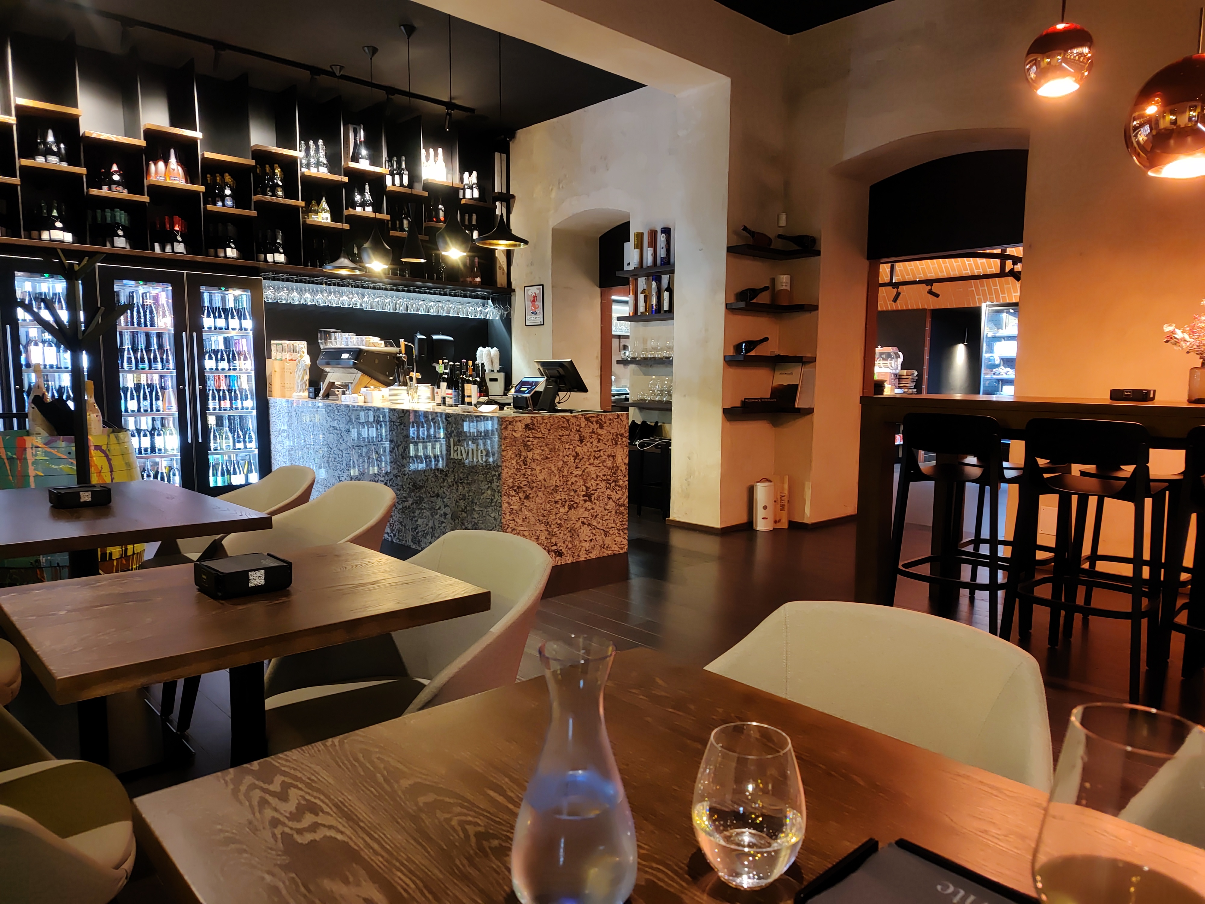 Wine & Food Shop Lavite foto 2