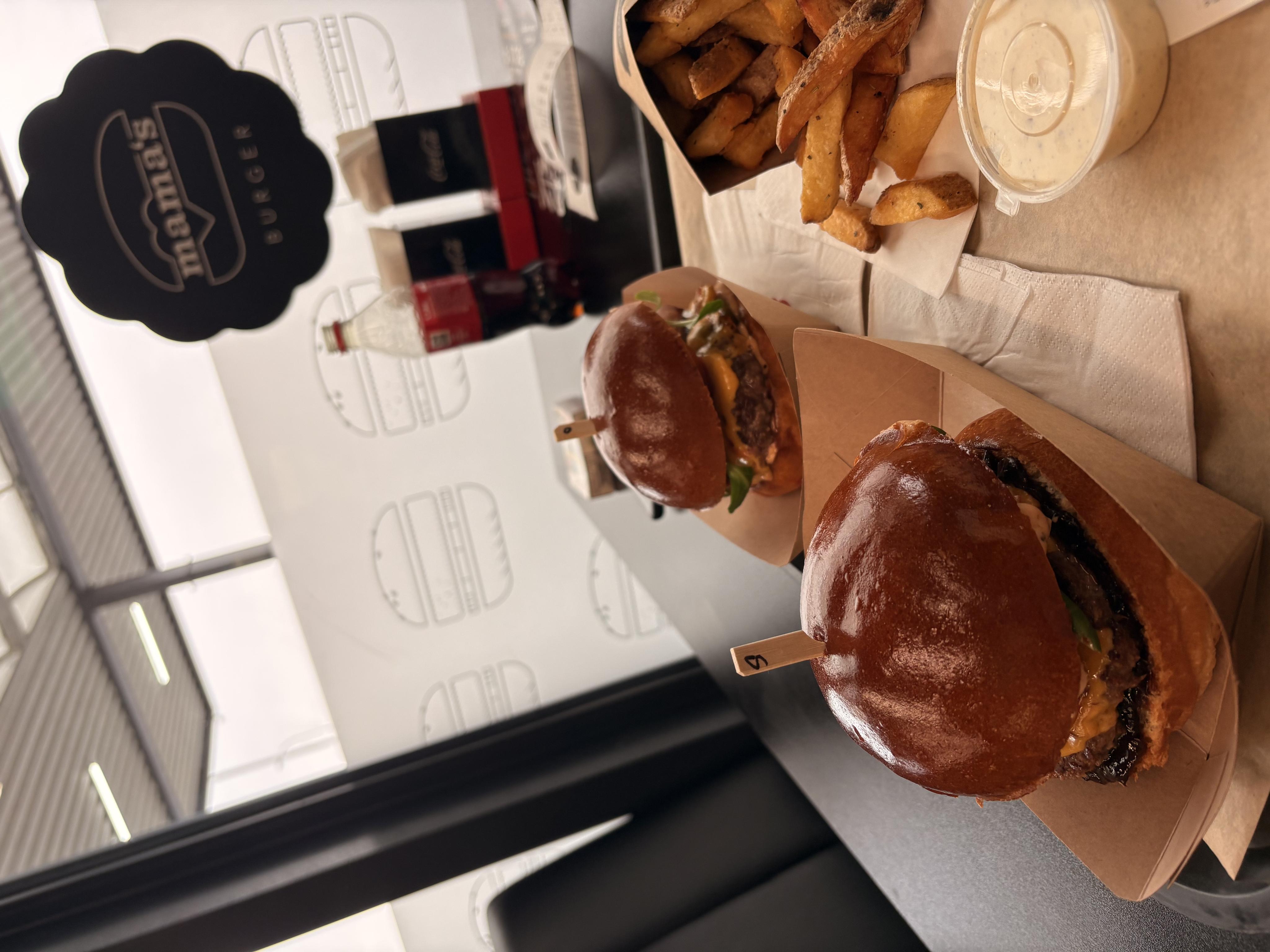 Mama's Burger foto 3