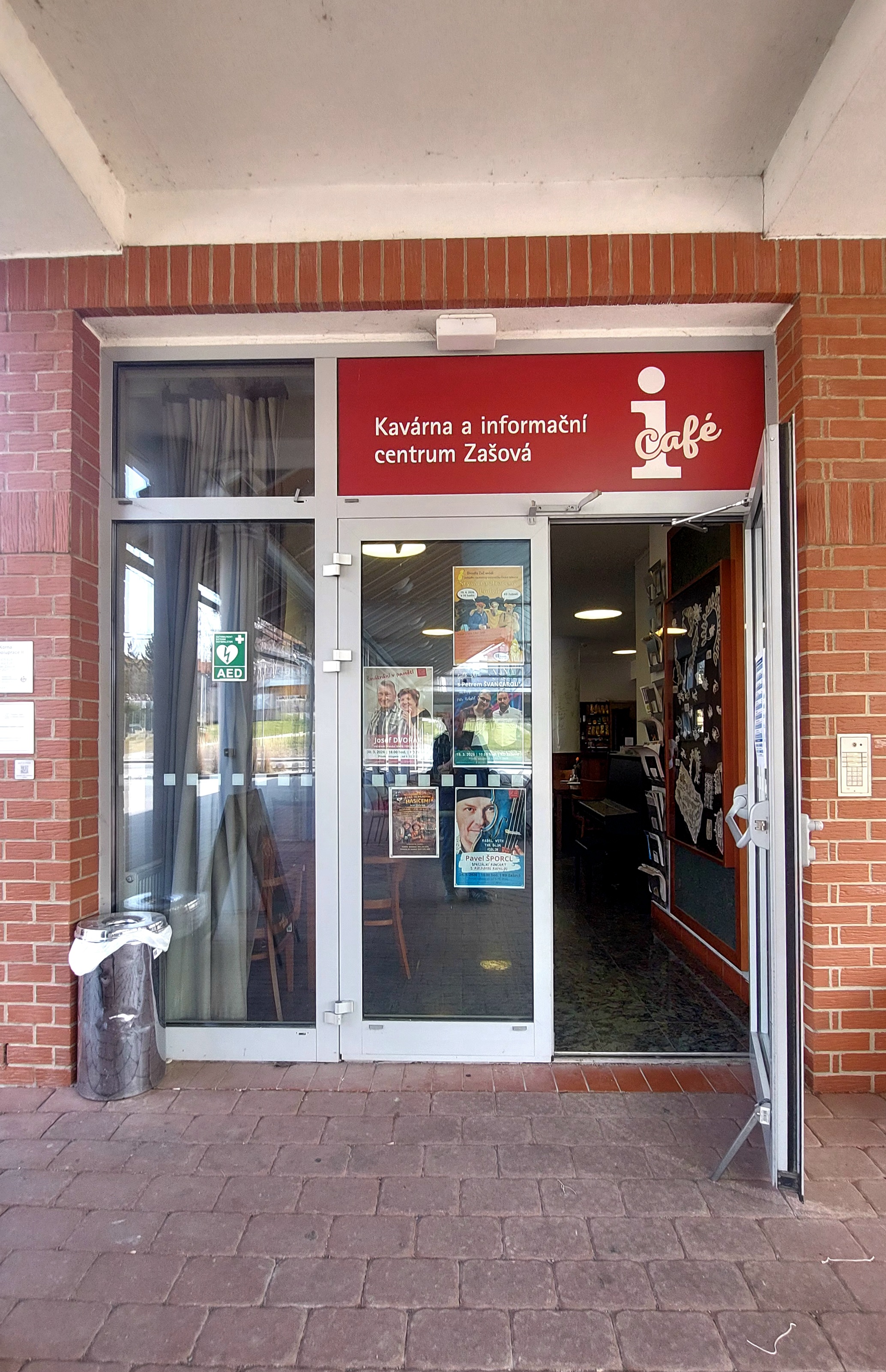 Informační centrum iCafé foto 2