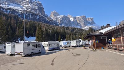Camping Colfosco - Calfosch (Campingplatz)  Mapy.com