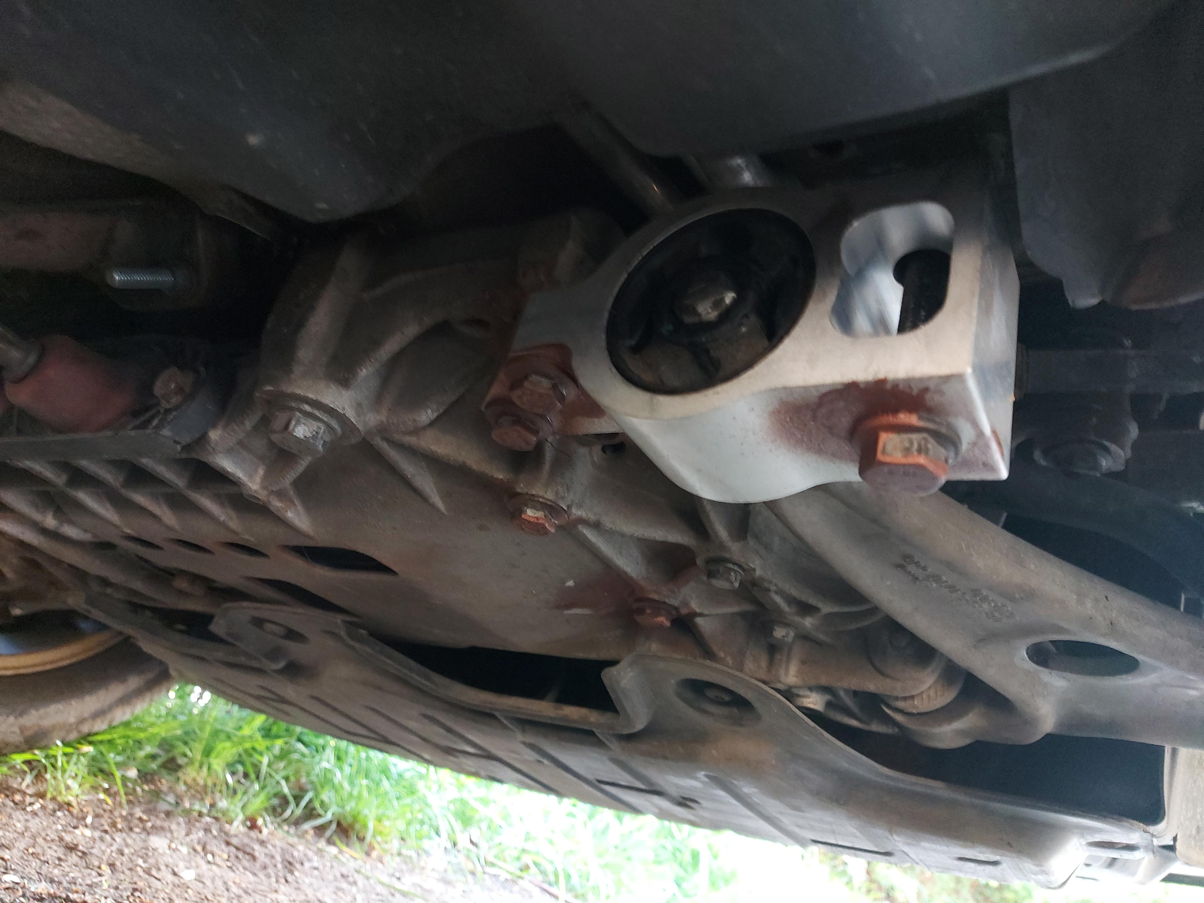 Autoservis & Autokarosárna Martin Juráček foto 2