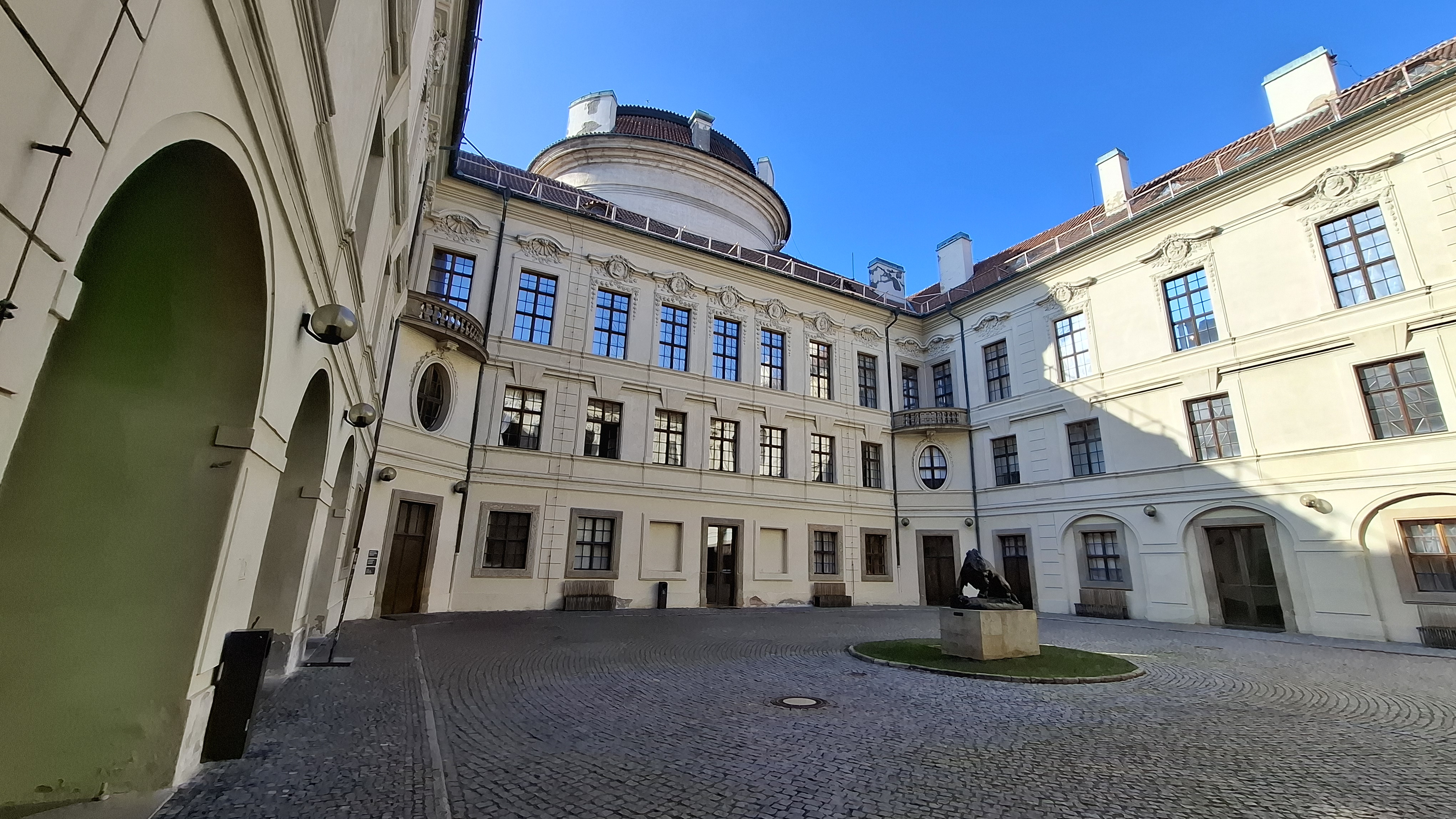 Café Šternberk - Mezi řádky foto 6