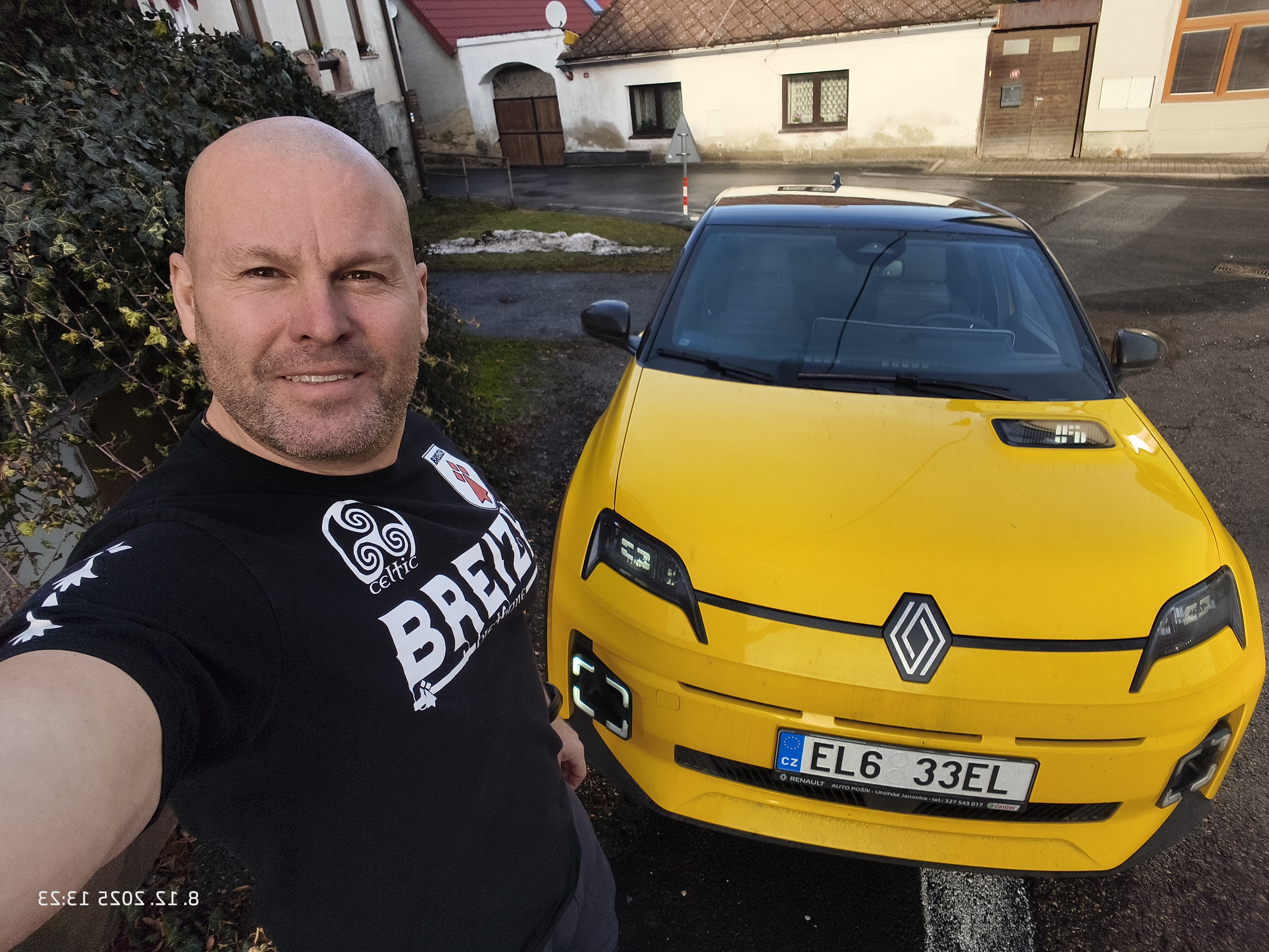 AUTO Pošík, a.s. - Autorizovaný prodej a servis Renault - Dacia foto 2