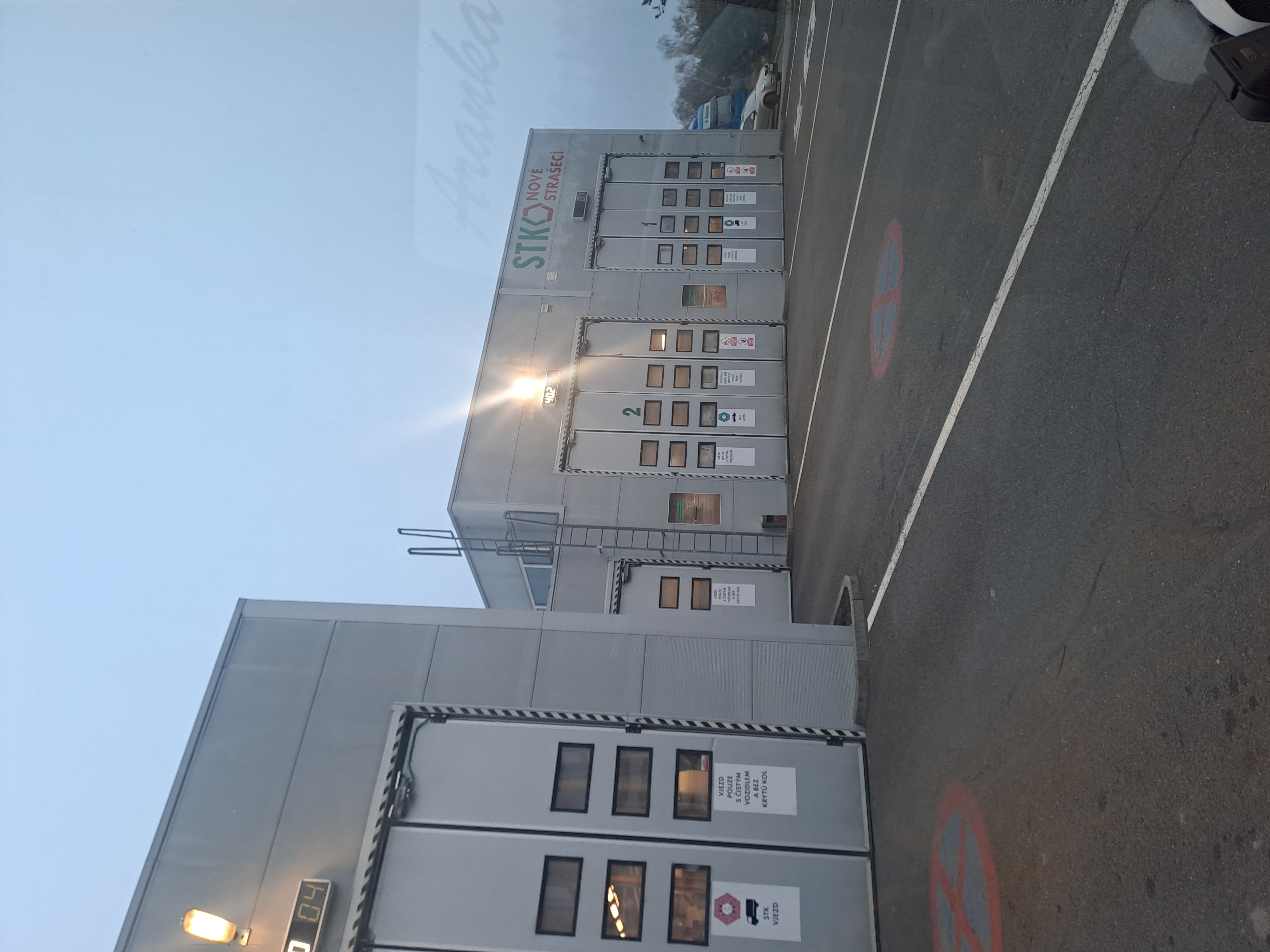 STK Nové Strašecí - AR auto s. r. o. foto 5