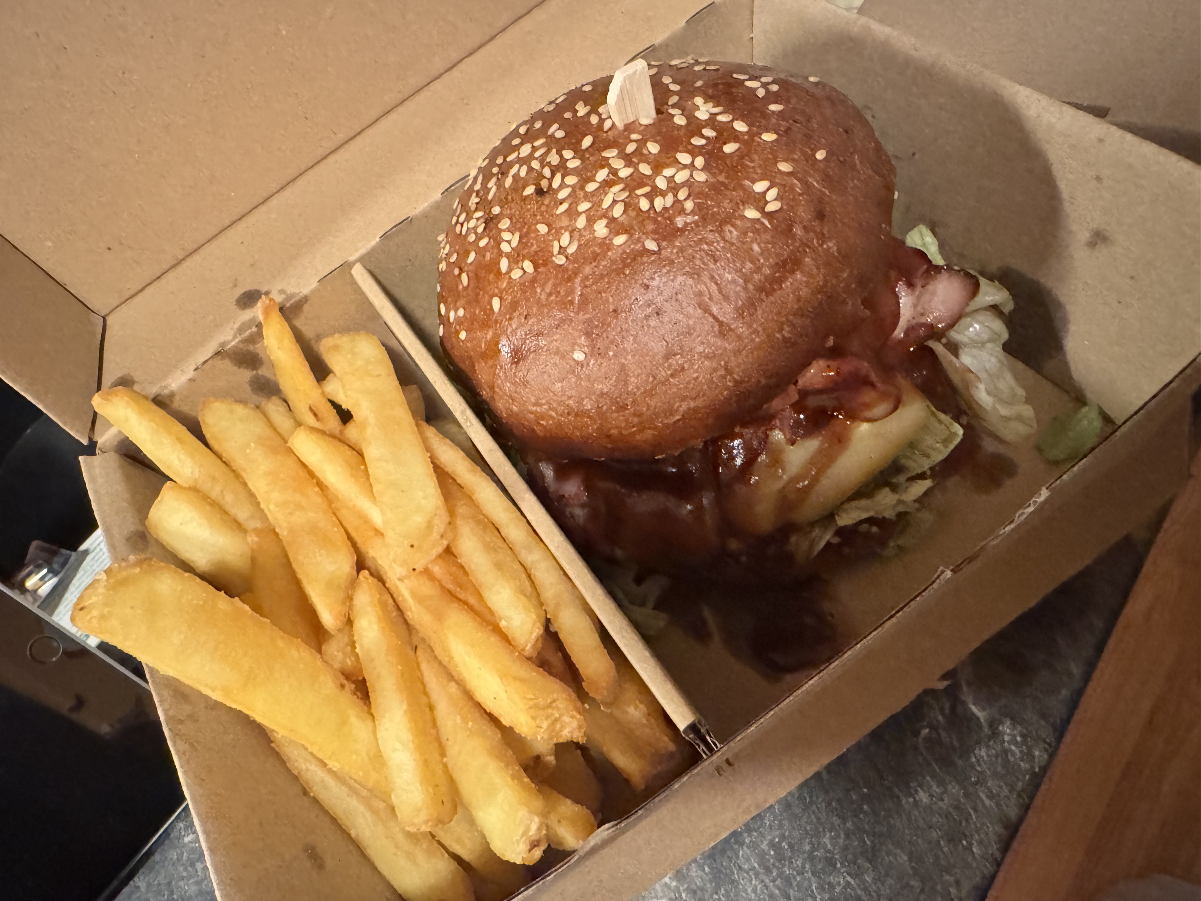 DIO Burgers foto 3
