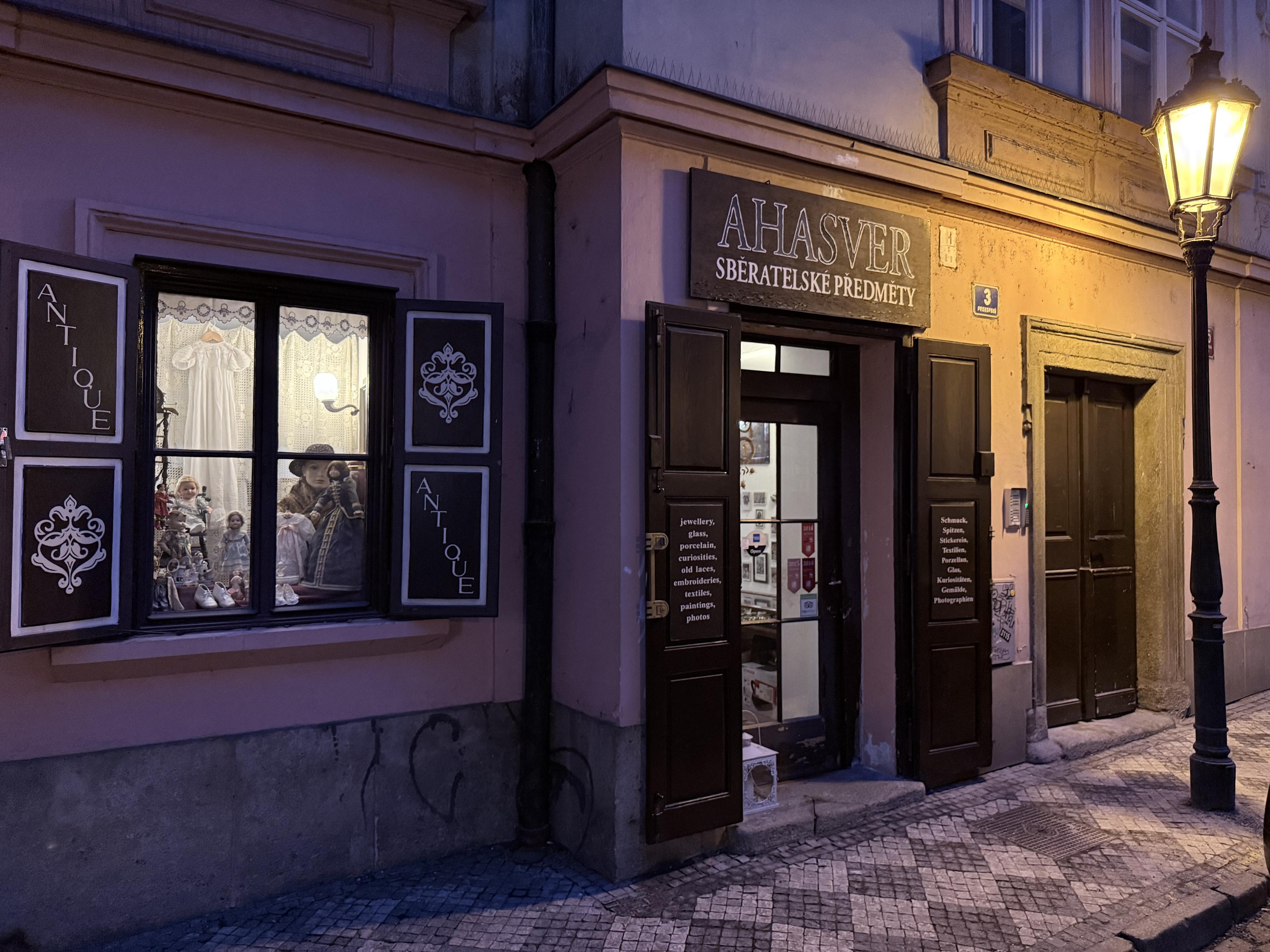 Ahasver Antique foto 1
