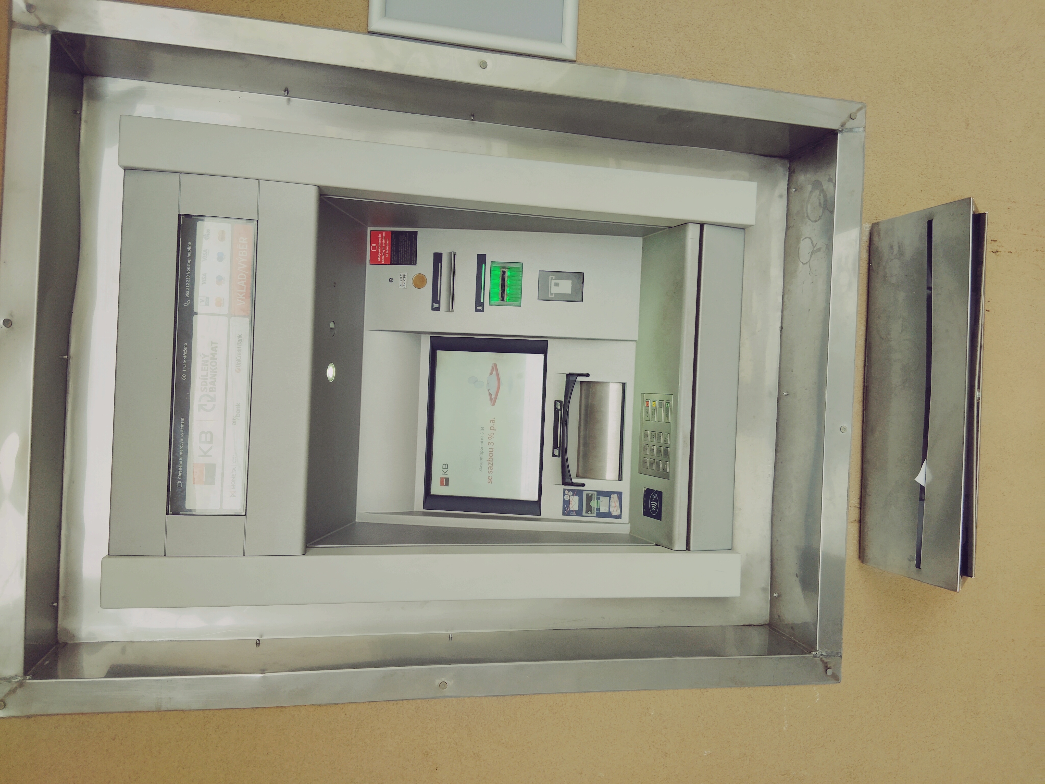 Bankomat Komerční banky foto 4