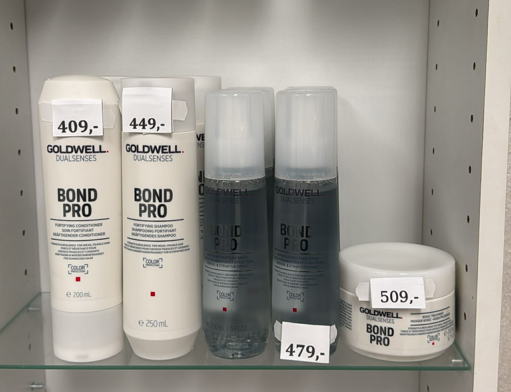 Salon Goldenhair - kadeřnictví foto 5