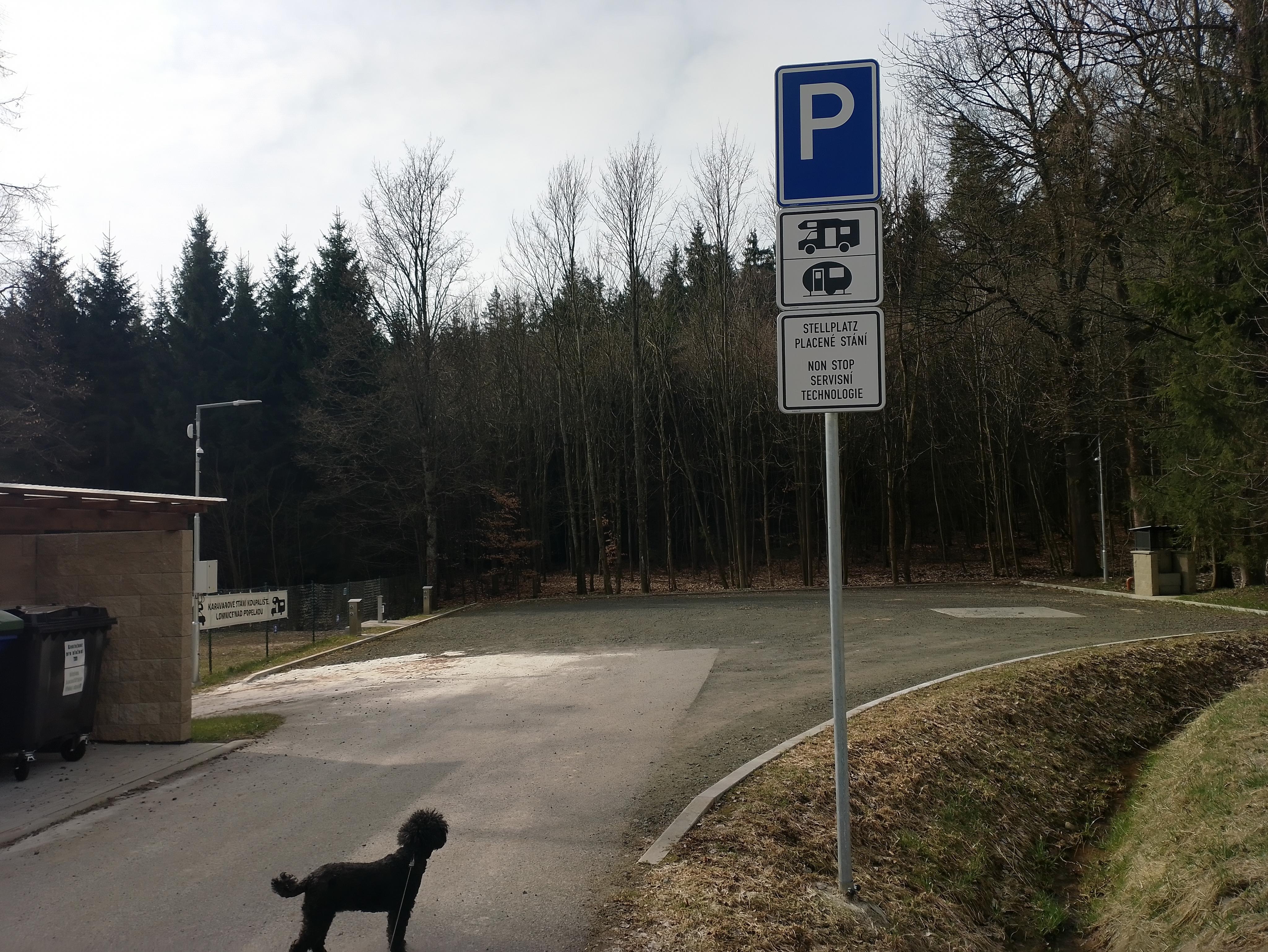 Karavanové stání Koupaliště foto 4