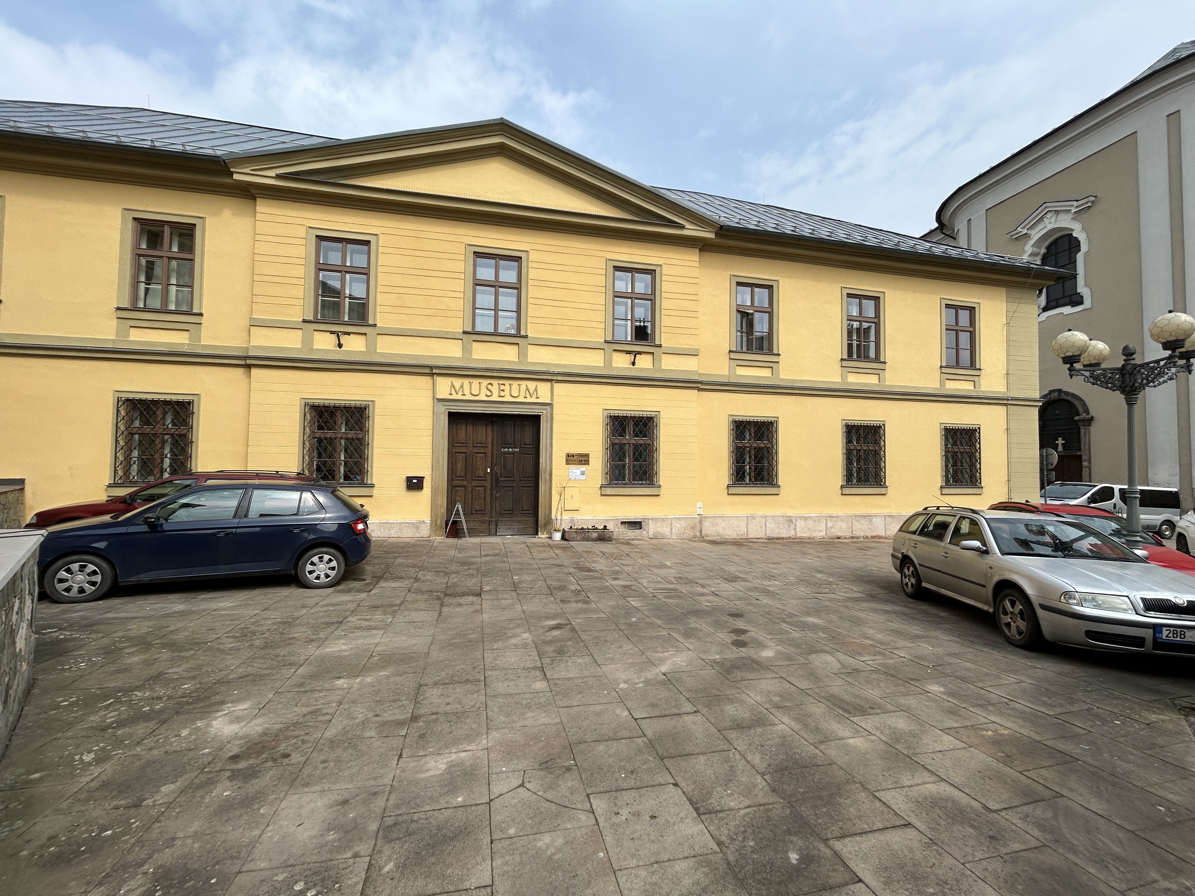 Regionální knihovna Muzea Podkrkonoší foto 6