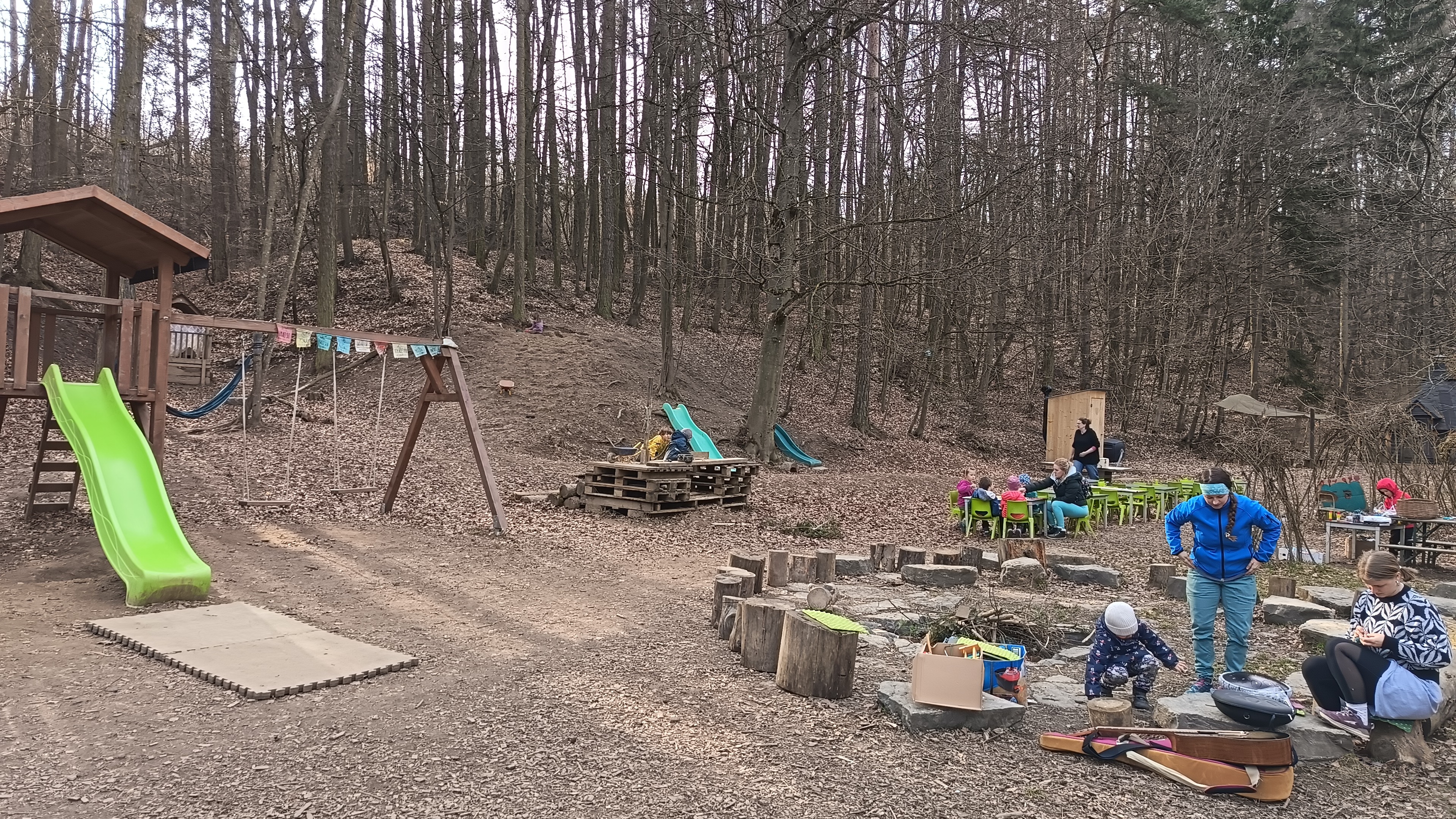 Lesní mateřská škola Divočina foto 2