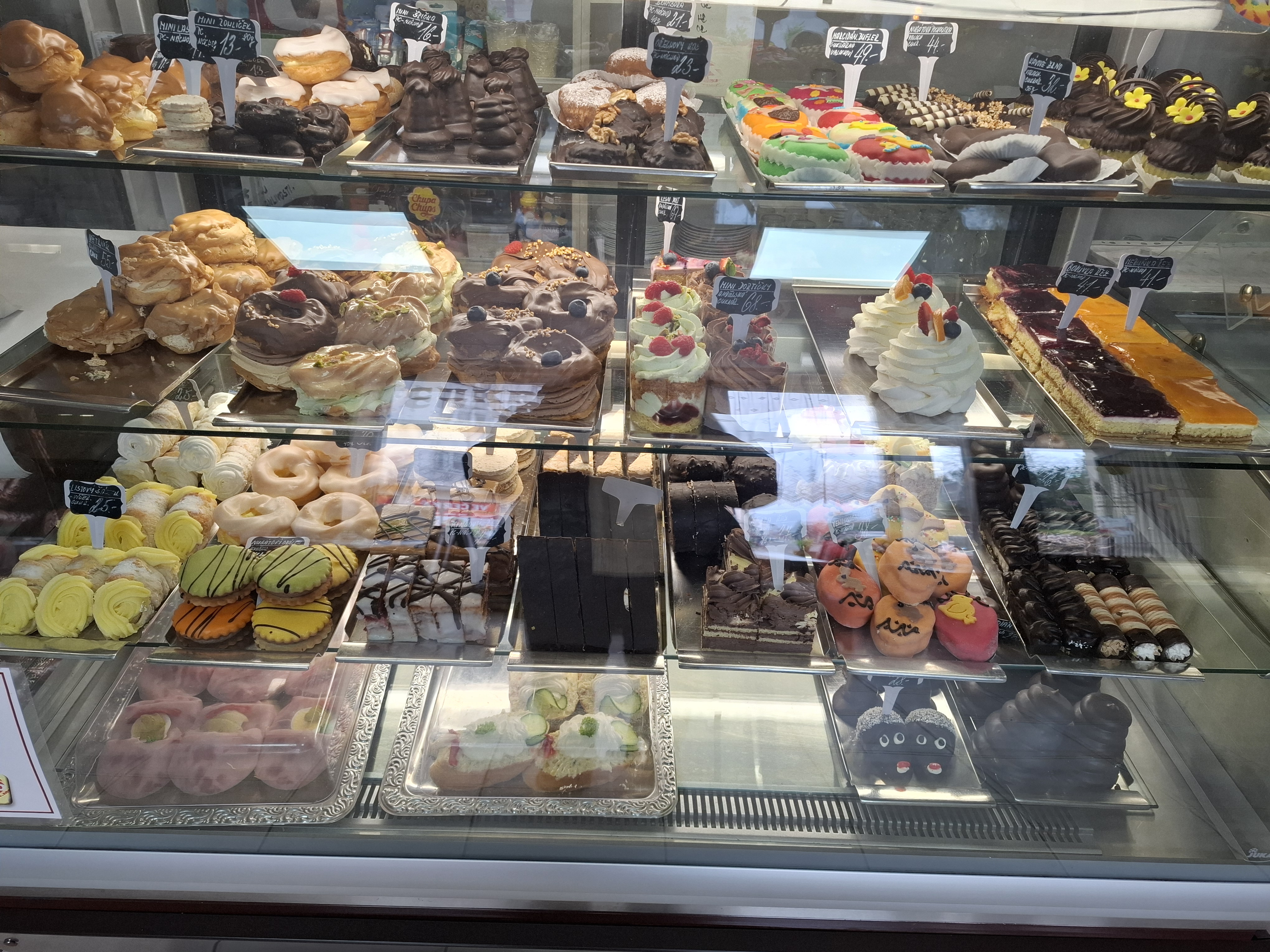 Cukrárna Harlekýn foto 4