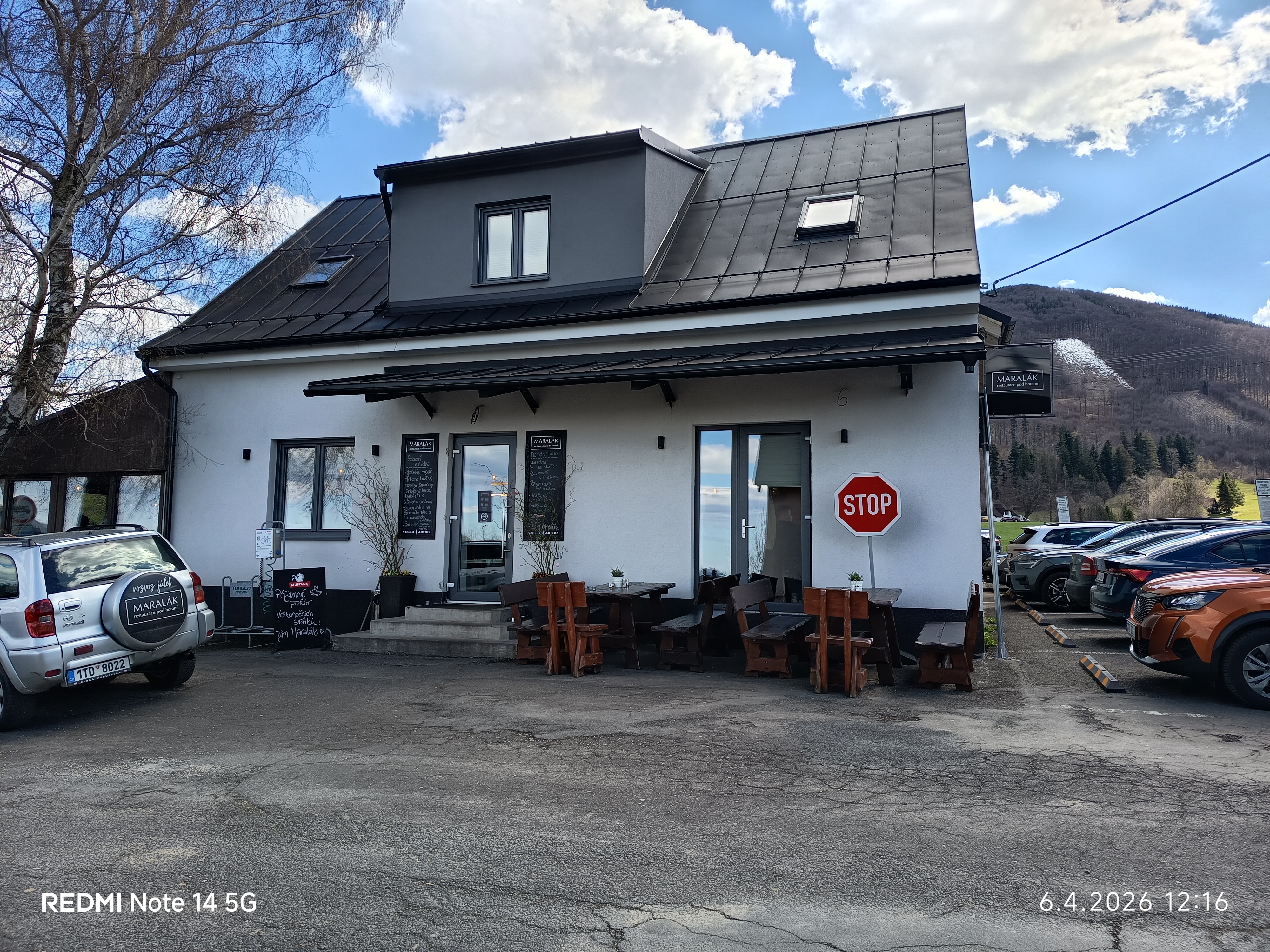 Maralák restaurace pod horami foto 2