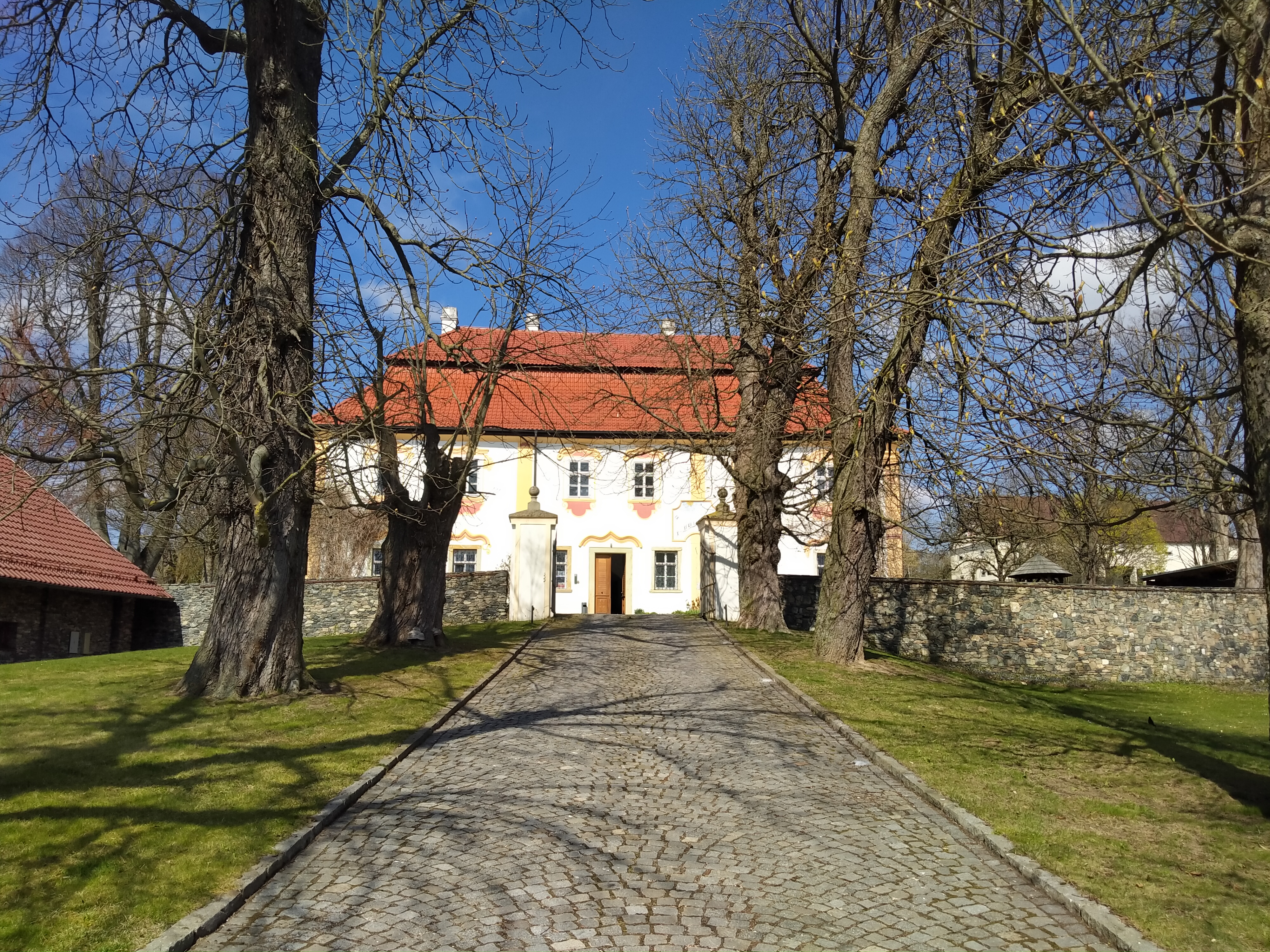 Zámeček Ostrov foto 5