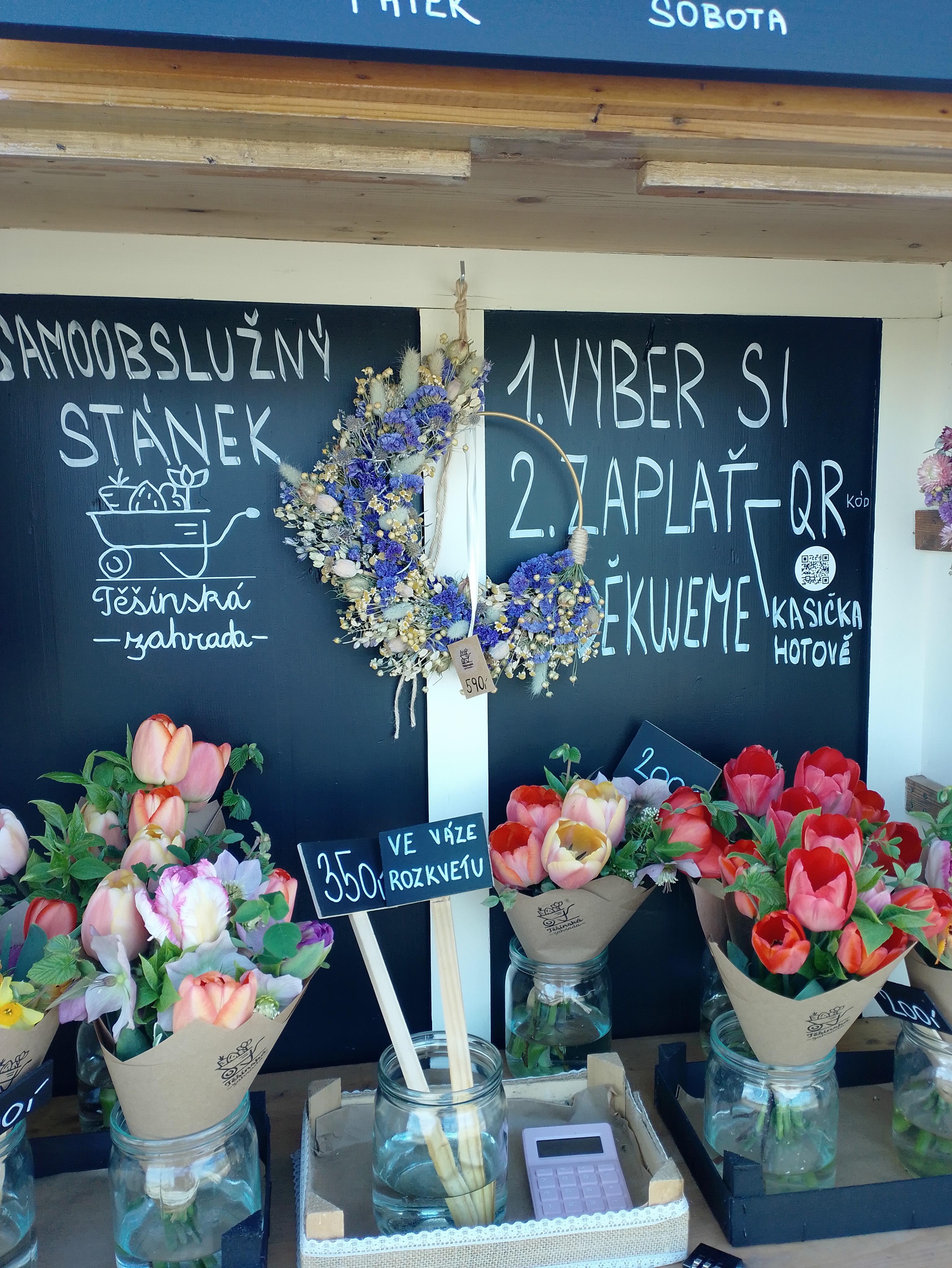 Samoobslužný květinový stánek - Těšínská zahrada foto 2