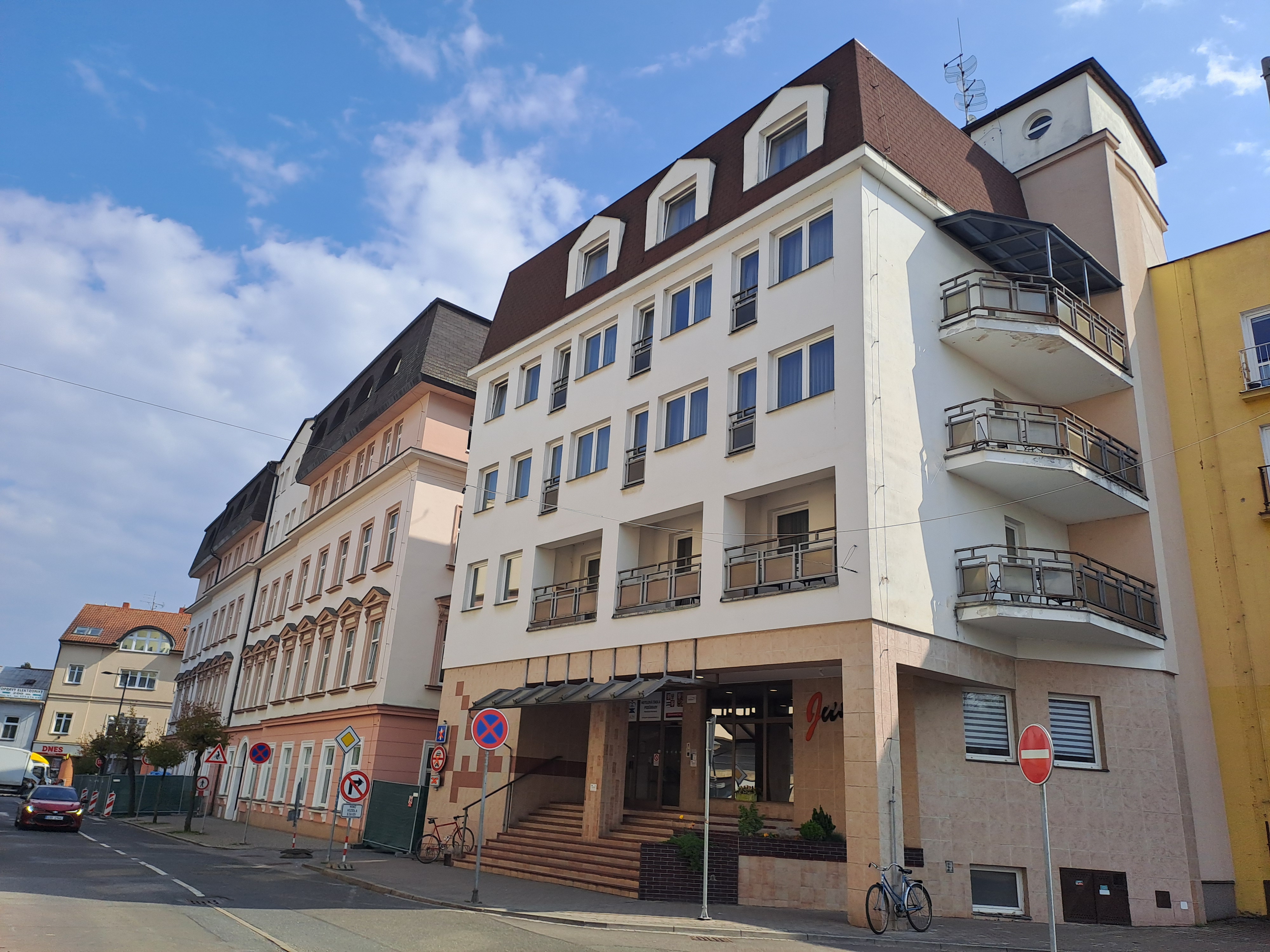 Školní jídelna HŠ Poděbrady foto 3